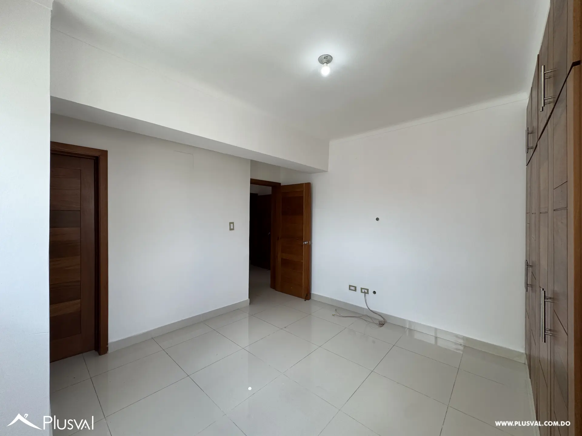 Apartamento en alquiler en torre moderna con vista a la ciudad | 3 habitaciones 530640