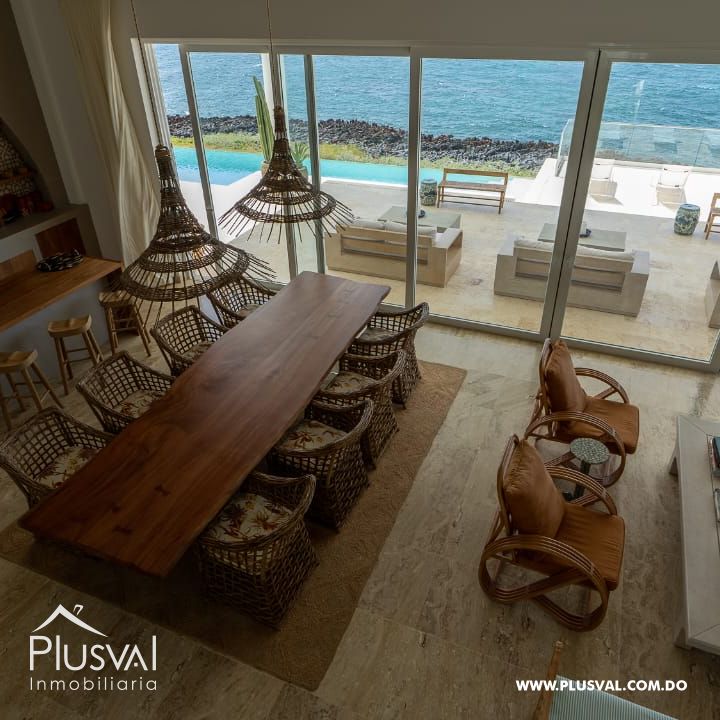 Espectacular Villa Moderna con Vista al Mar 354258