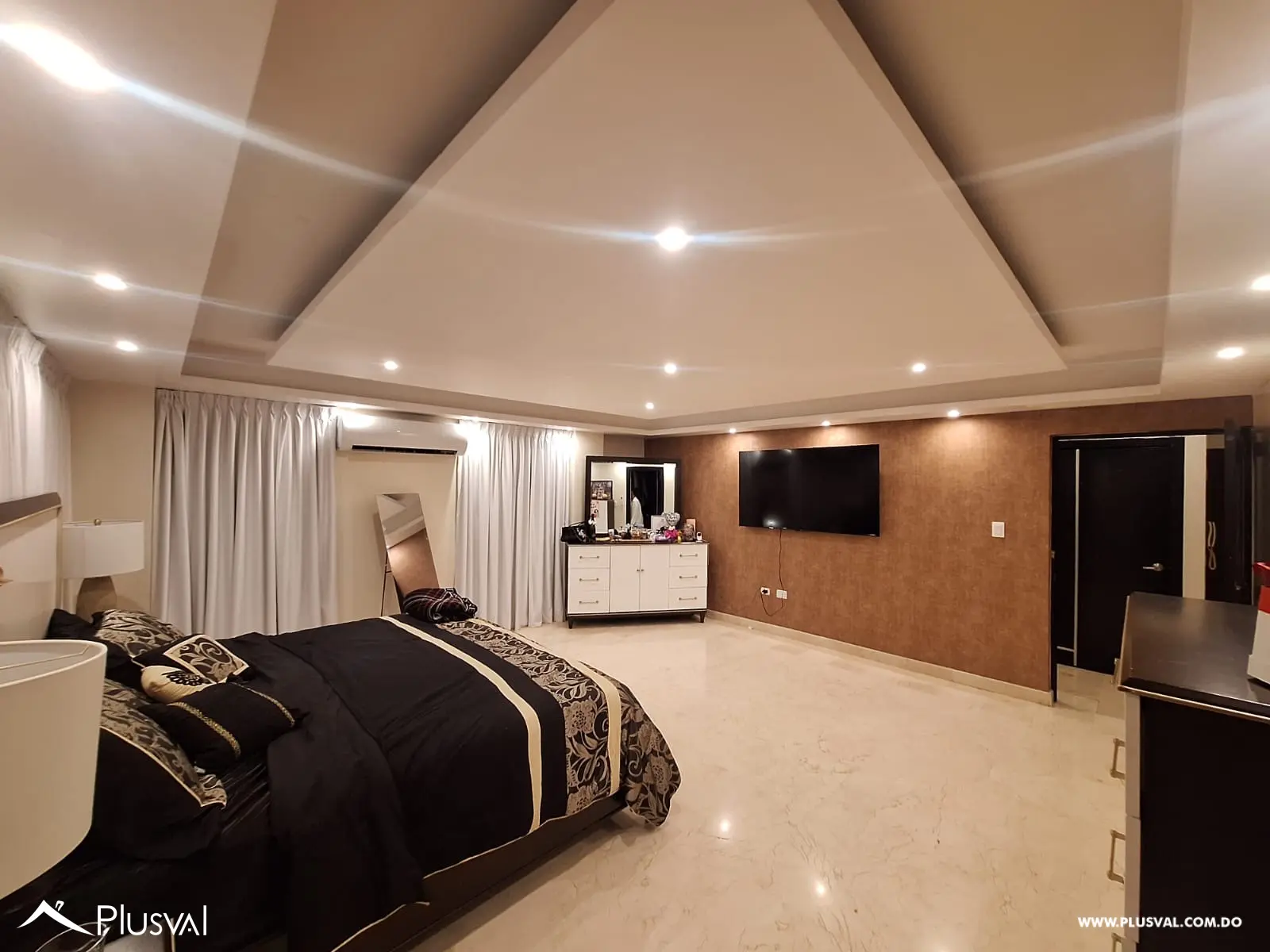 Pent-house en venta de 4 habitaciones en El Millón 529929