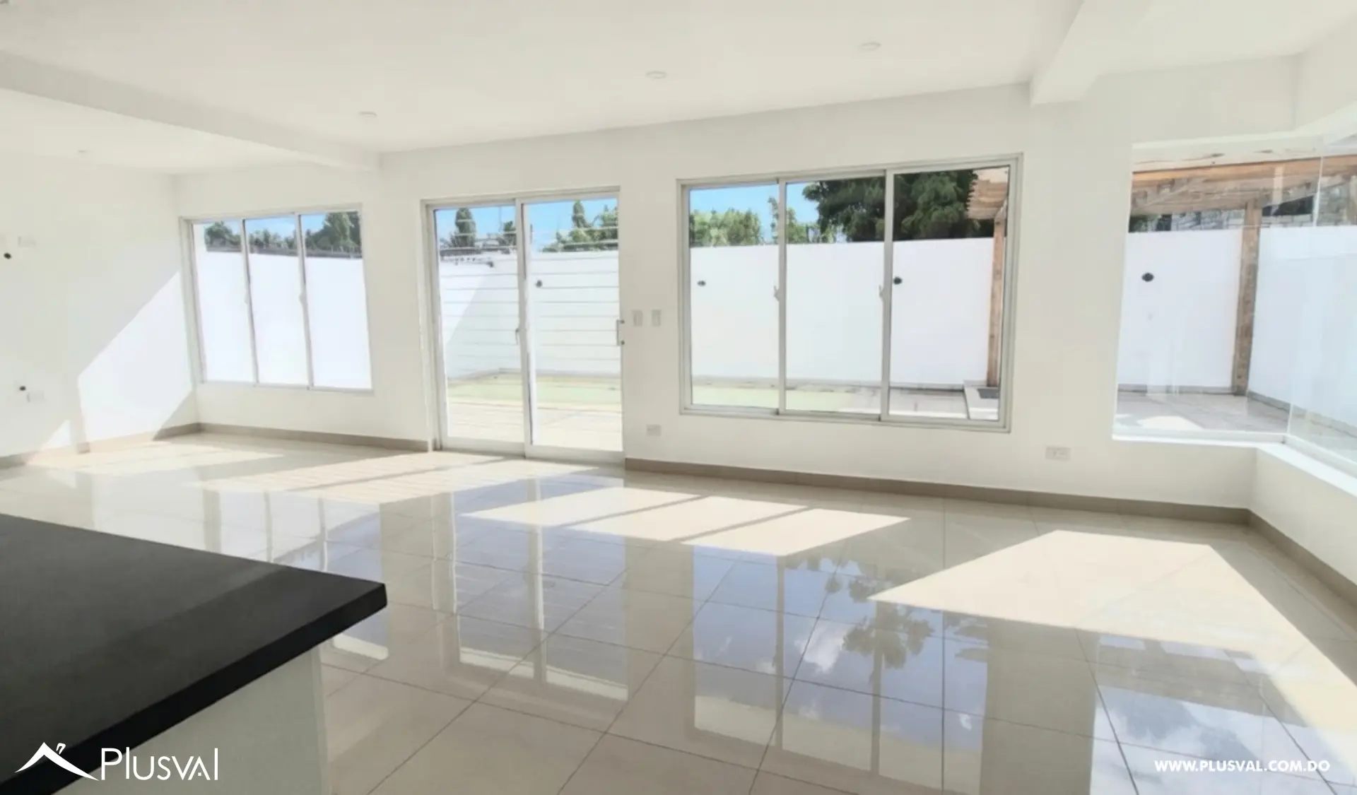 Villa en residencial privado en La Caleta con terraza 491574