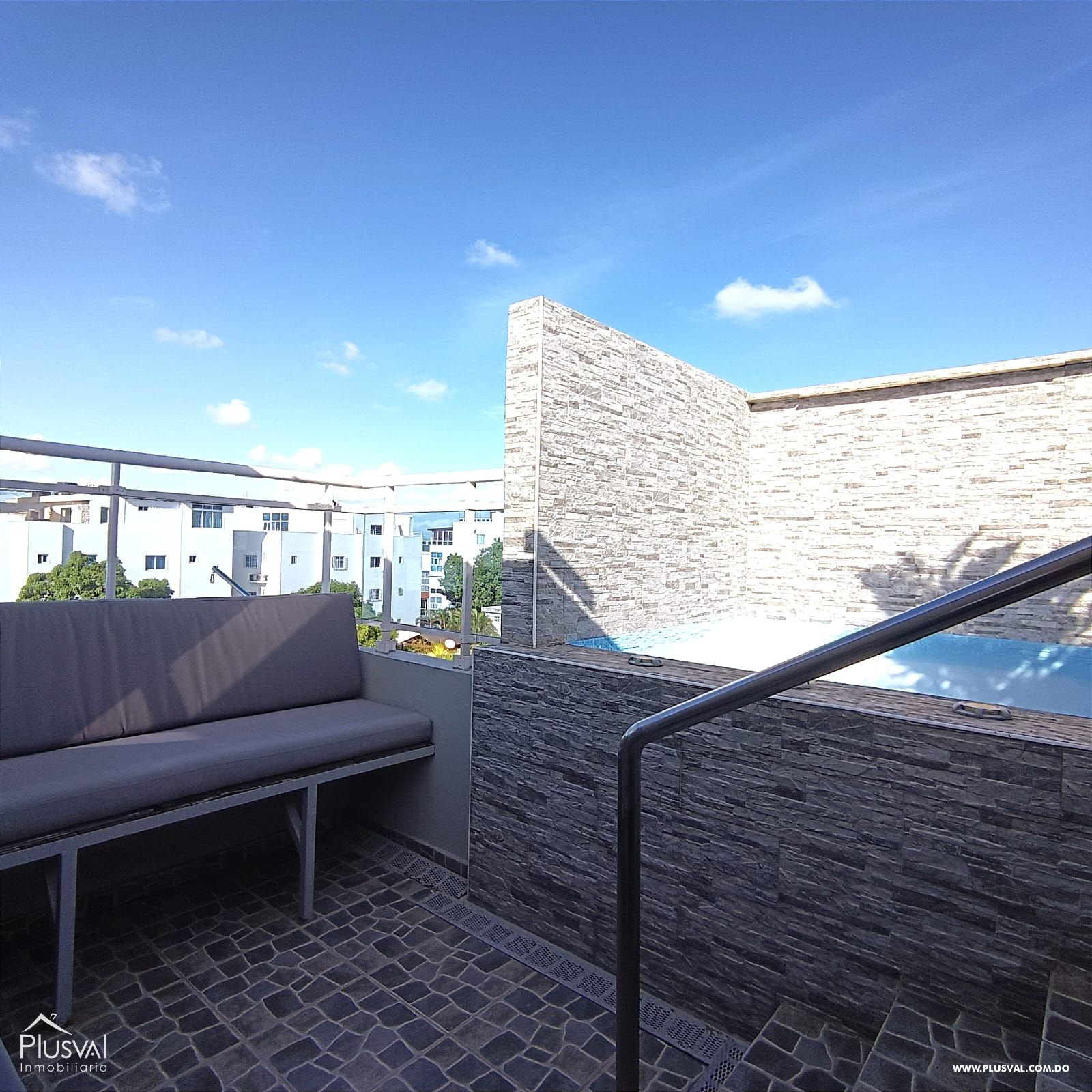 Amplio Penthouse en Los Restauradores 414117