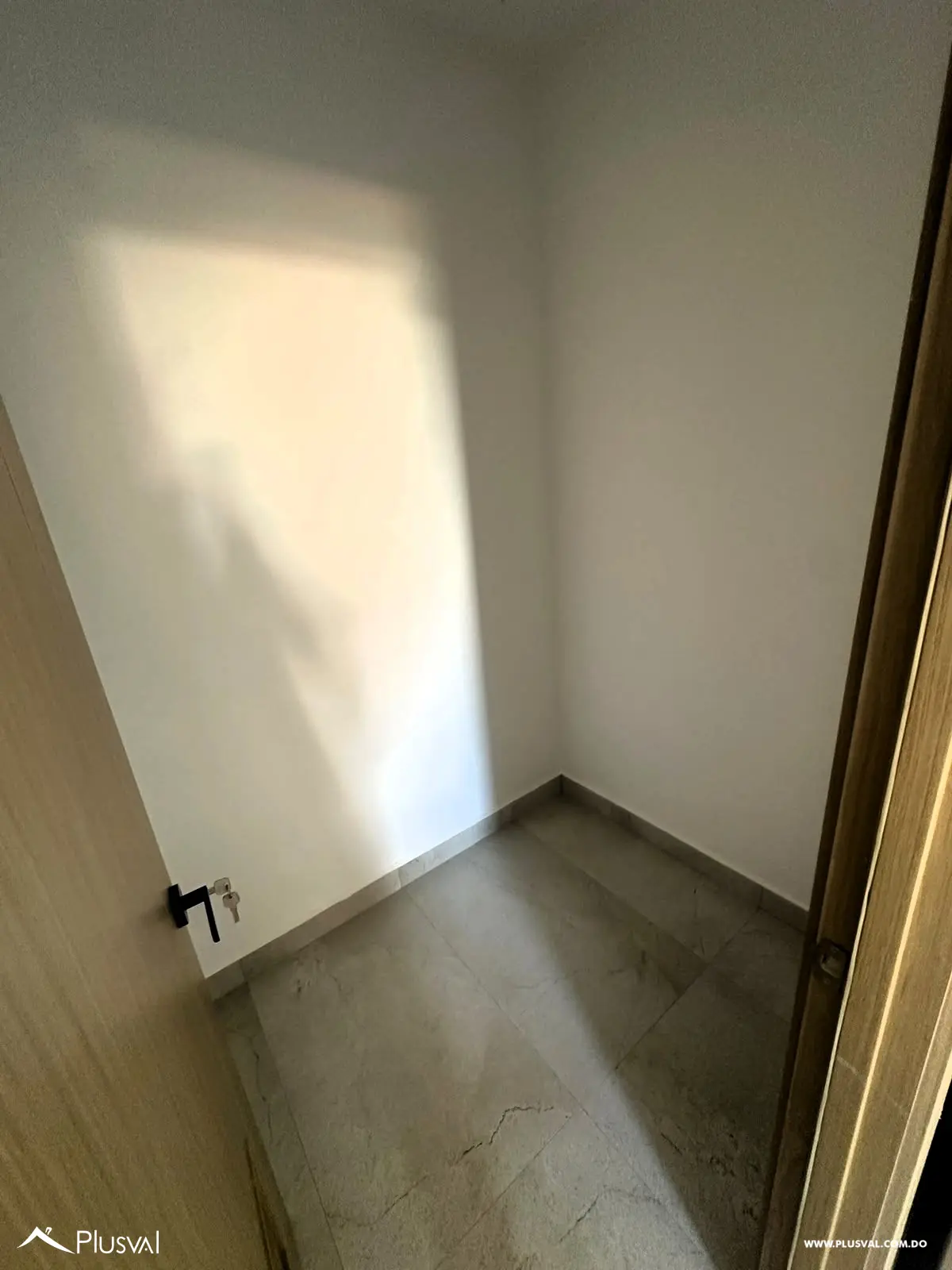 Apartamento Nuevo en la mejor zona de Evaristo Morales 525630
