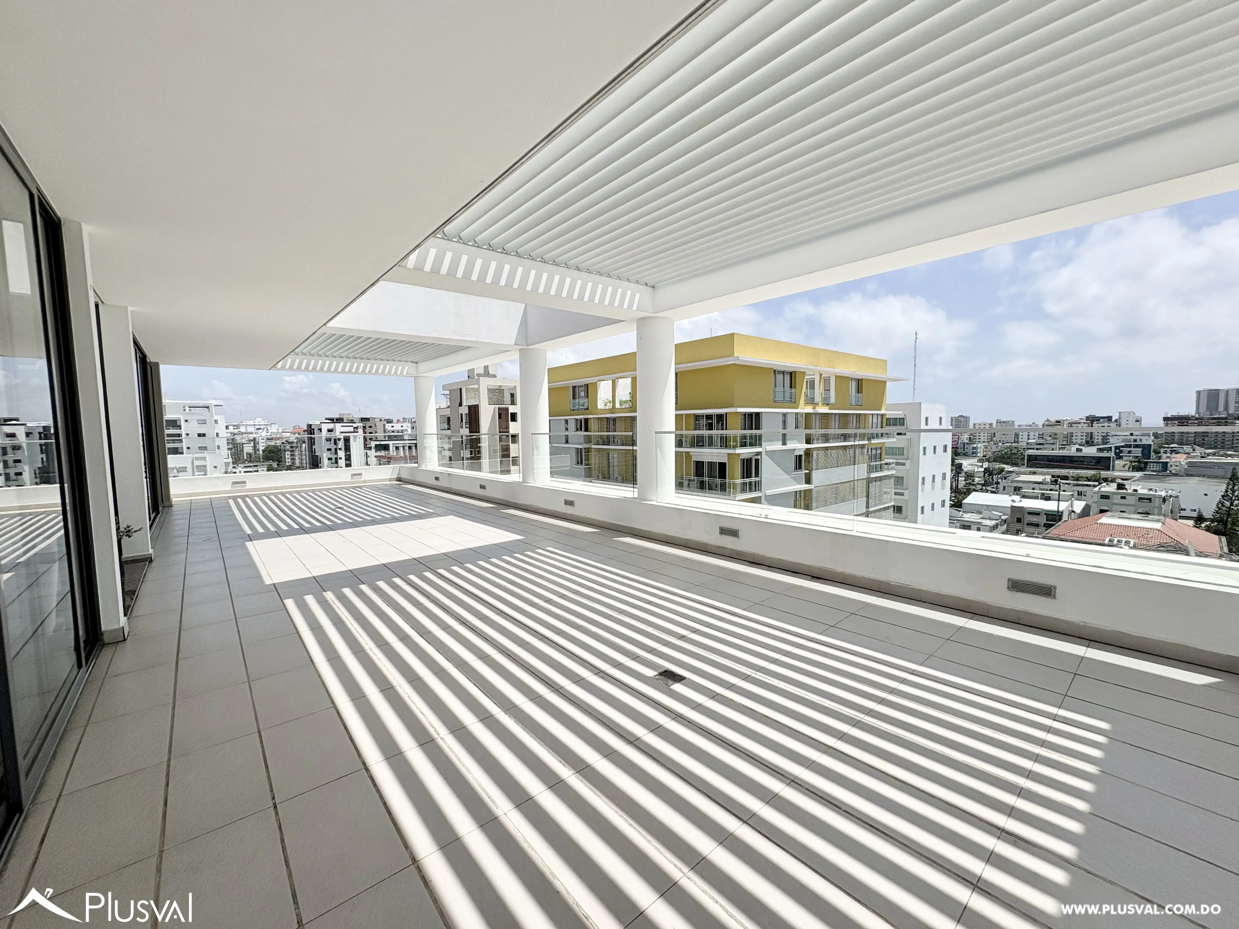 Hermoso apartamento en venta en Evaristo Morales 465270
