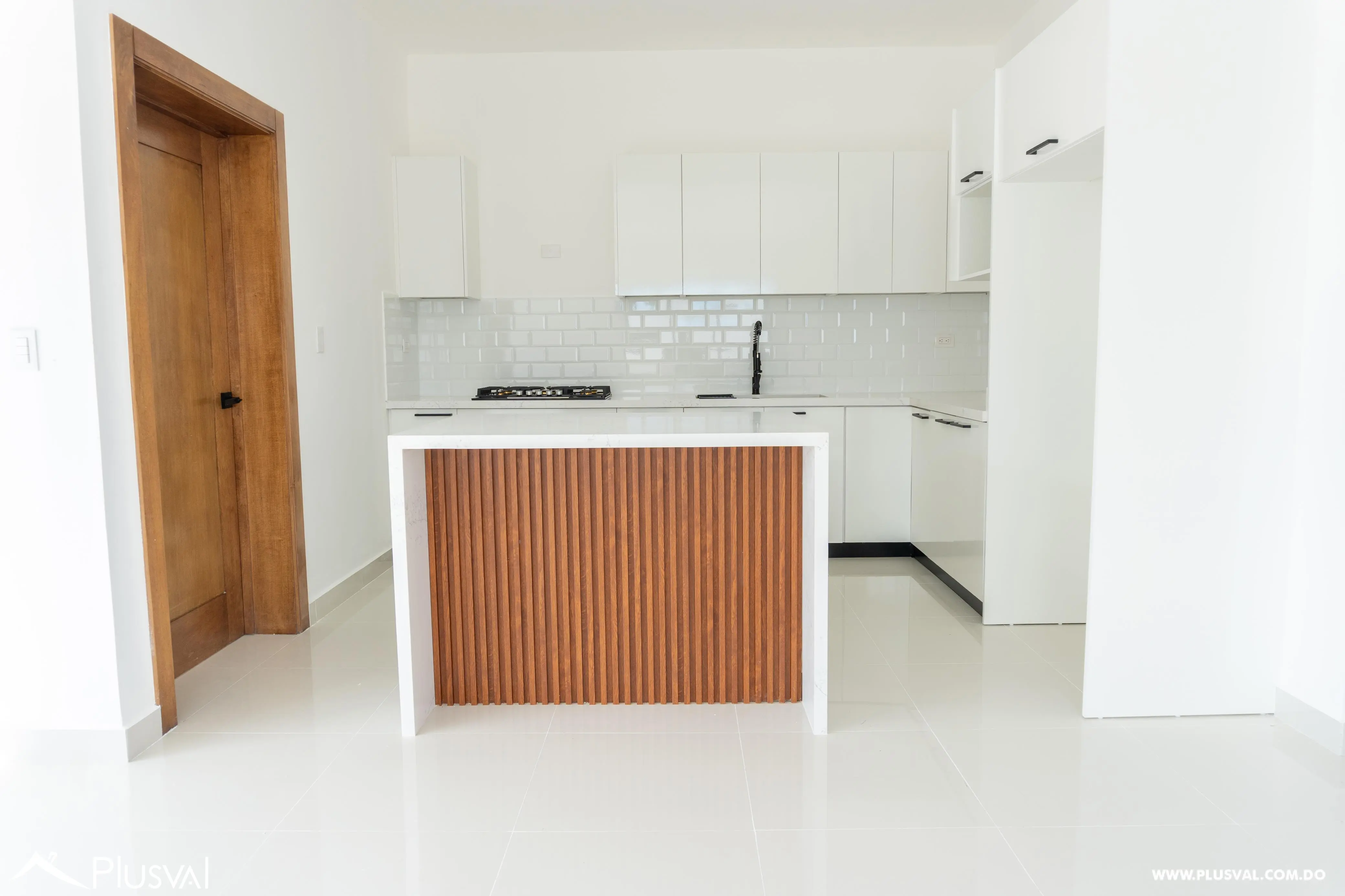 VILLA DE 3 HABITACIONES CON PATIO Y PISCINA EN EL DOWNTOWN PUNTA CANA. ACACIA 498582