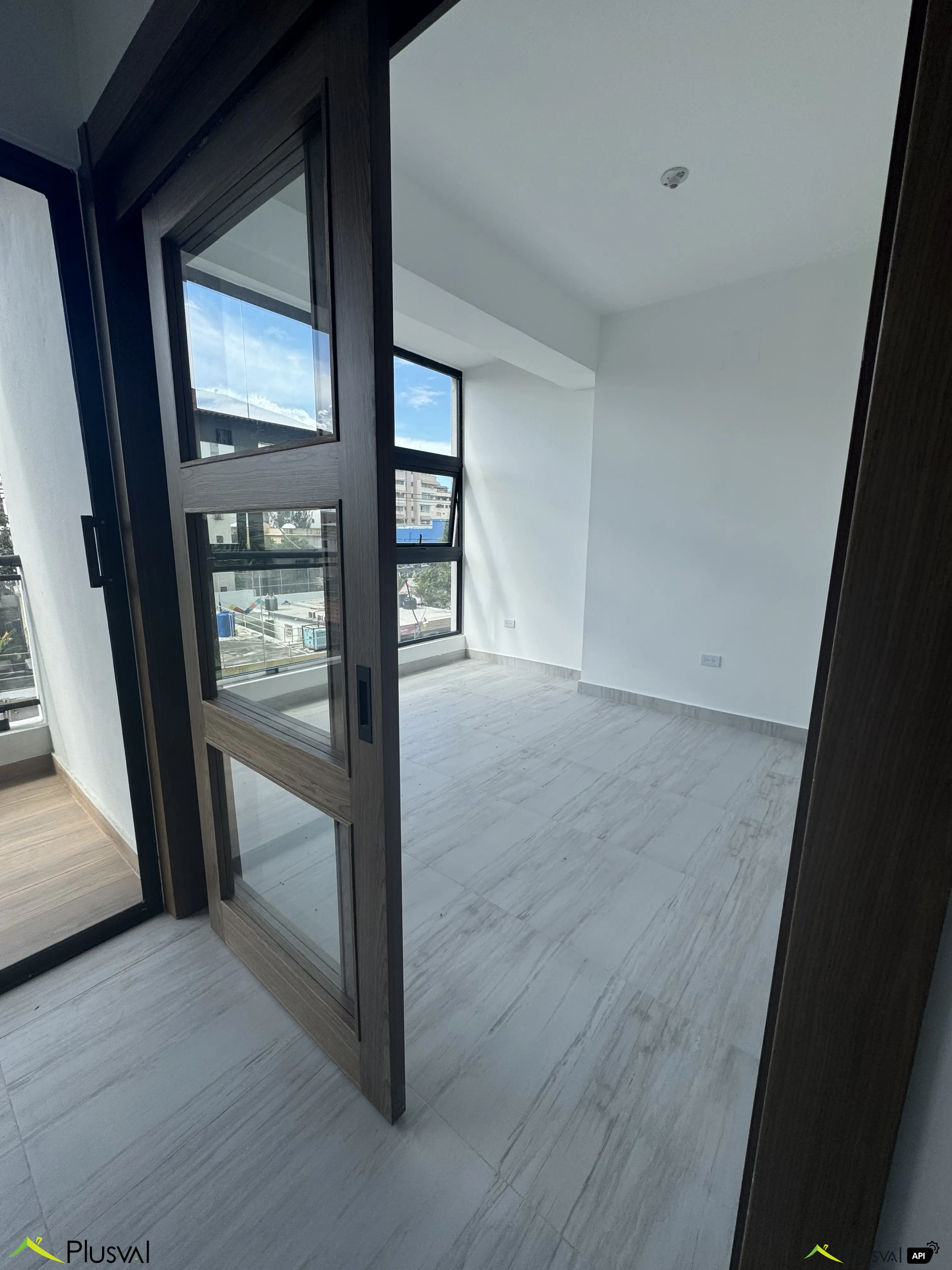 Alquiler de excelente apartamento en Evaristo Morales 451330
