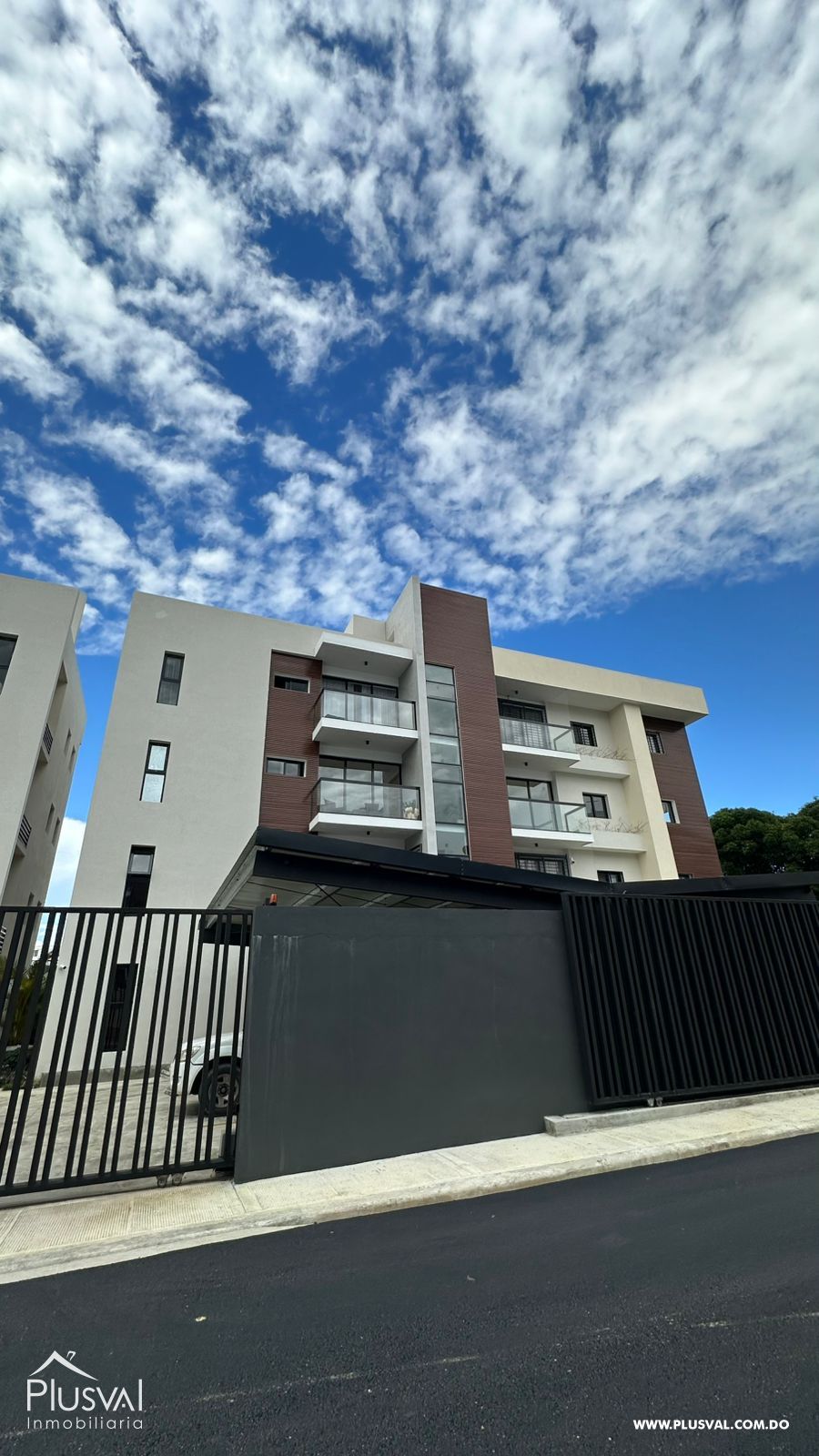 Apartamento en Alquiler Nuevo a Estrenar en EL Embrujo III 502723