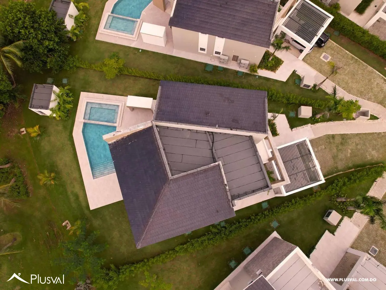 Casa en alquiler amueblada moderna de 4 habitaciones  en Cocotal Golf & Country Club 508046