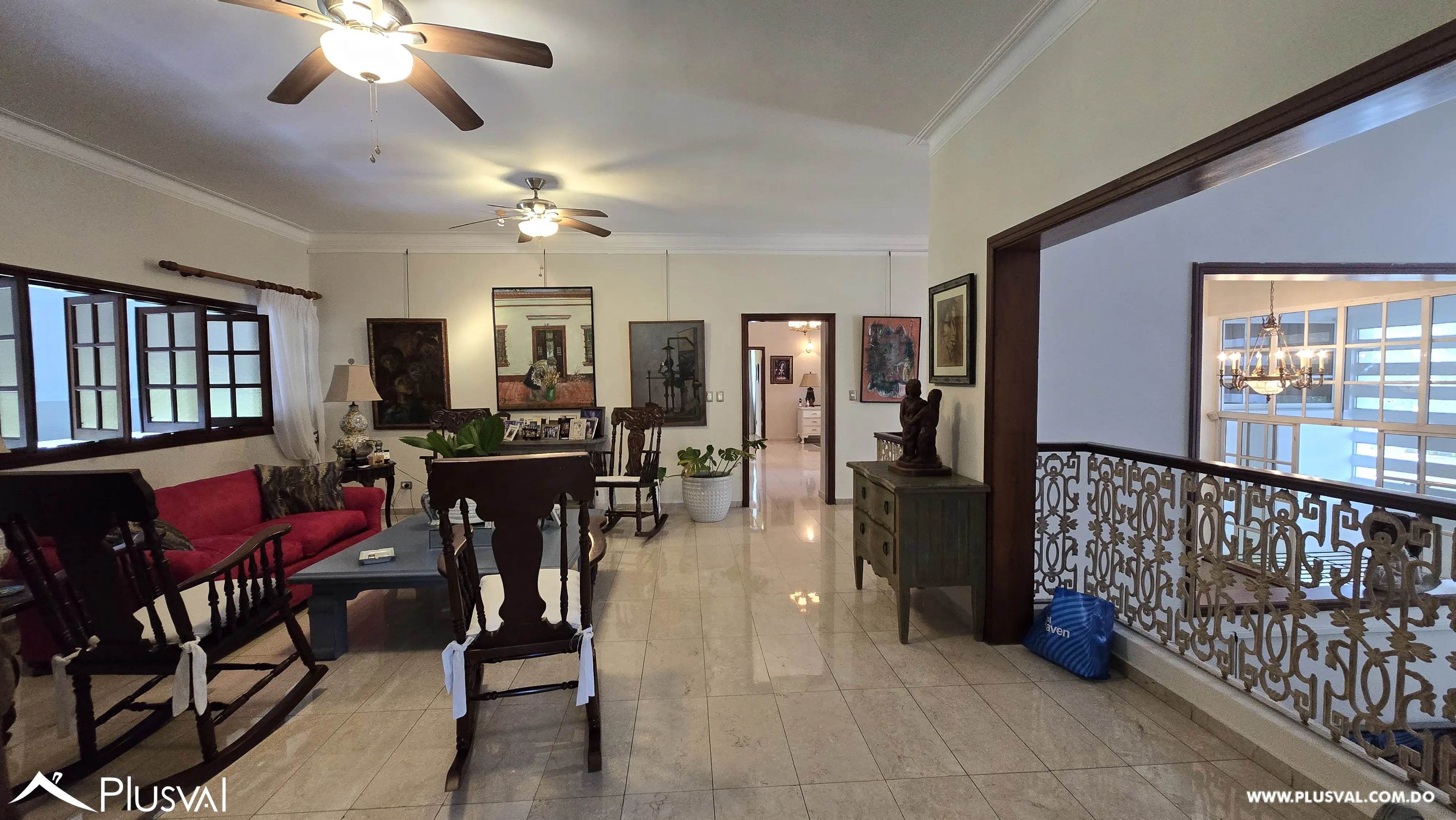 Un Hogar para Crear Recuerdos Inolvidables, Casa en Venta en Cuesta Hermosa I. 479575