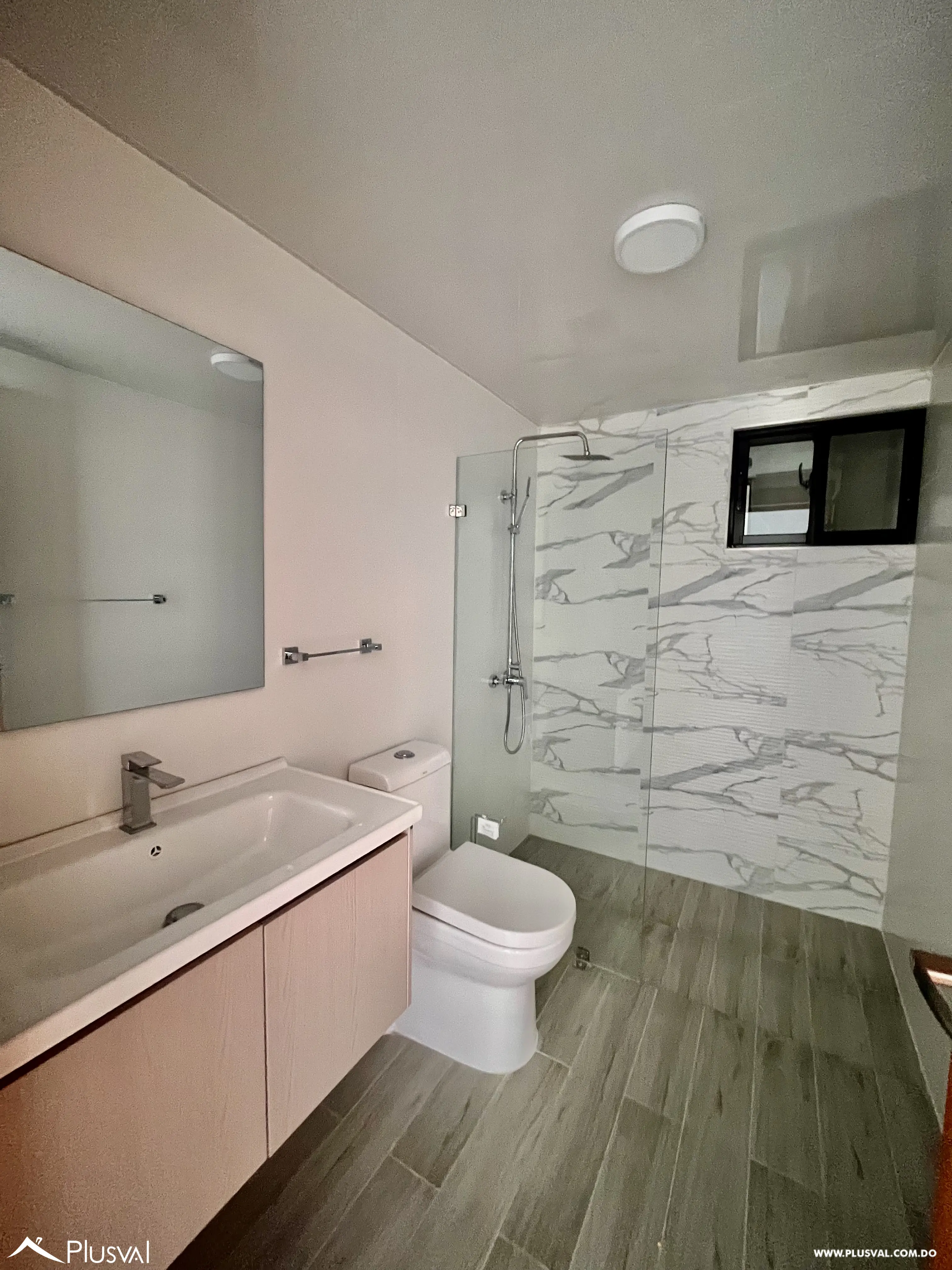 Apartamento en alquiler en Evaristo Morales 481633