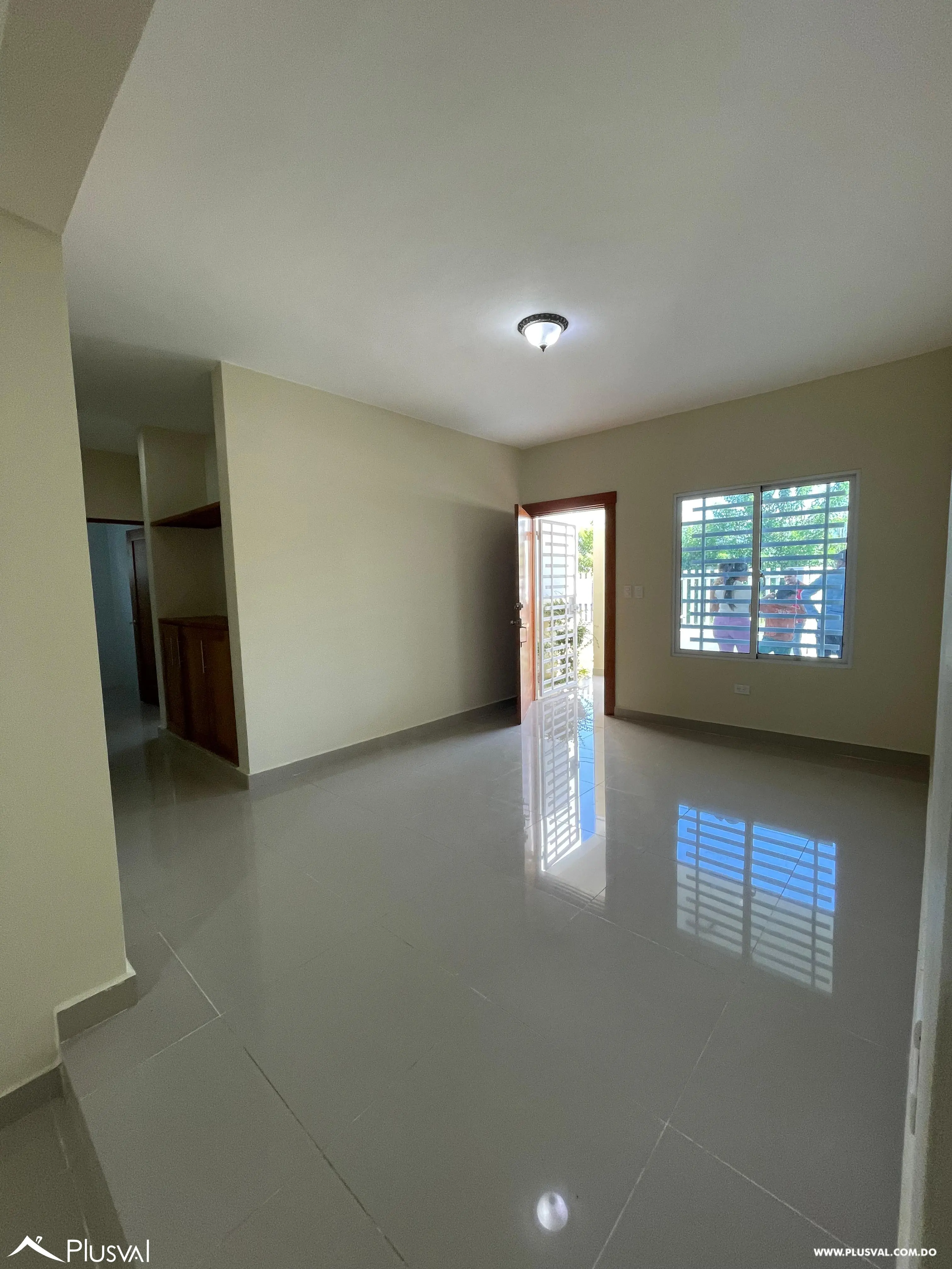 Casa en La Vega con 3 habitaciones más cuarto de servicio 454843