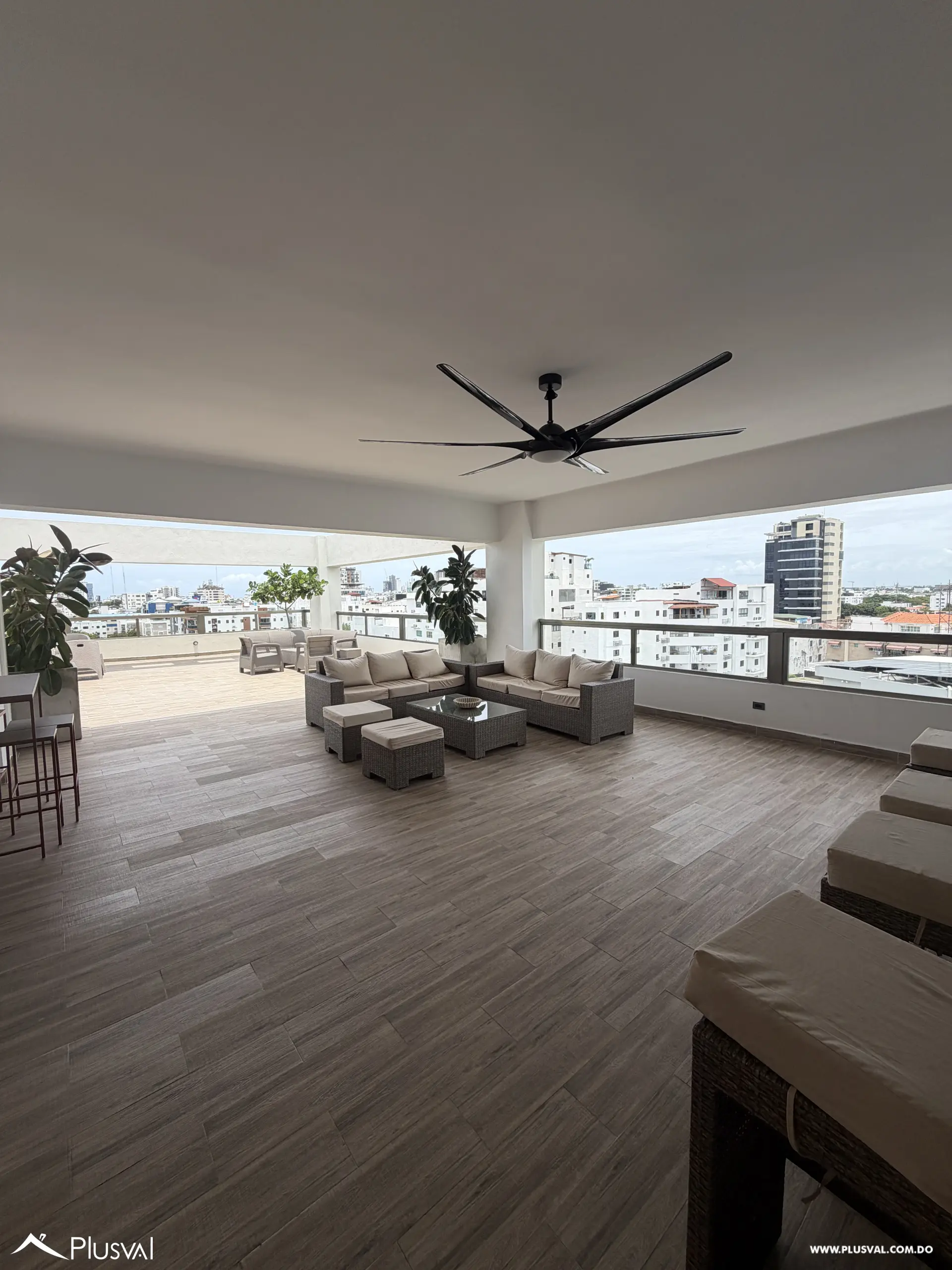 Apartamento en alquiler nuevo a estrenar de 2 habitaciones y 2 parqueos 513665