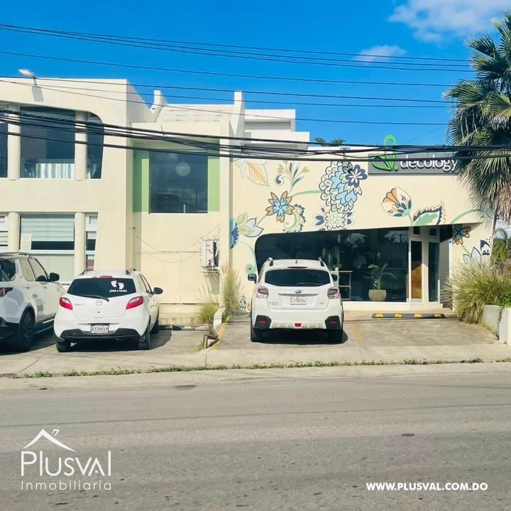 Exclusivo local comercial en zona estratégica de Santiago de los Caballeros. 366654