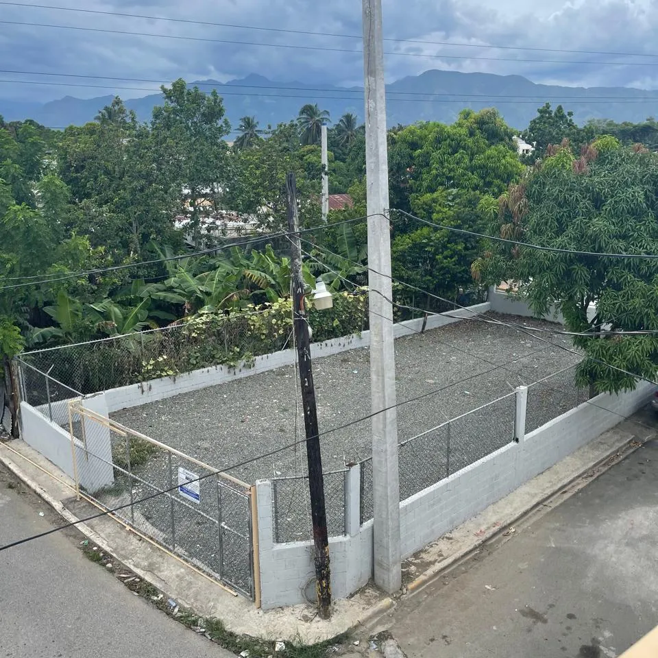 Edificio Residencial de Inversión en Bonao con 10 Apartamento y Oficina Administrativa. 445032