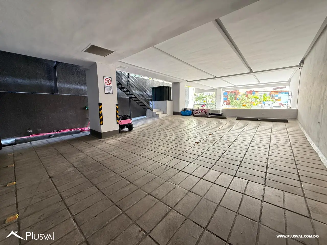 Amplio e iluminado penthouse en exclusiva zona de Evaristo Morales 487432