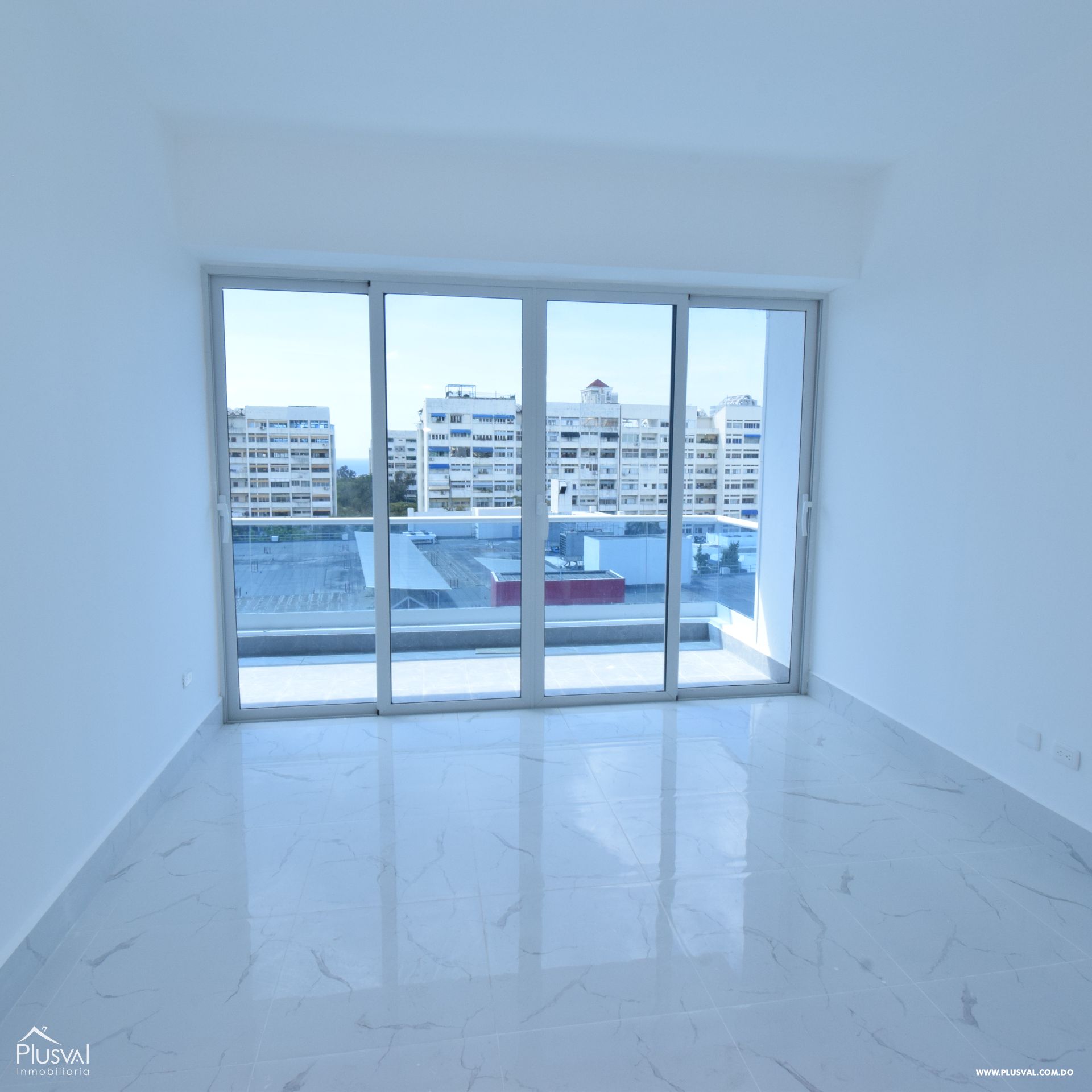 Lujosa Torre en Bella Vista, en la Av. Sarasota 426586