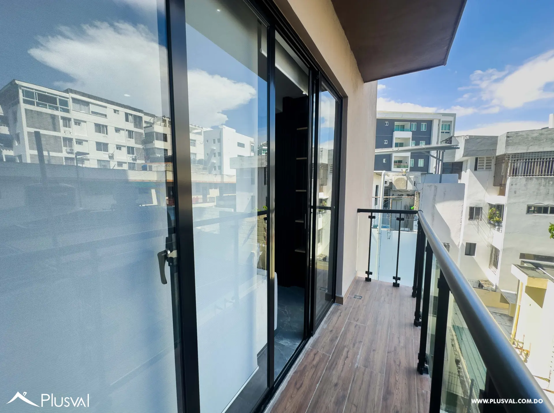 Apartamento en alquiler amueblado en El Vergel. 528423