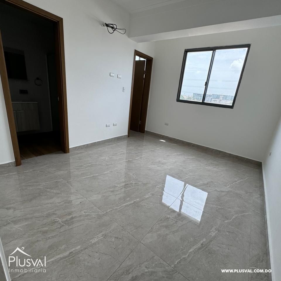 Amplio apartamento en venta en Paraíso 359918