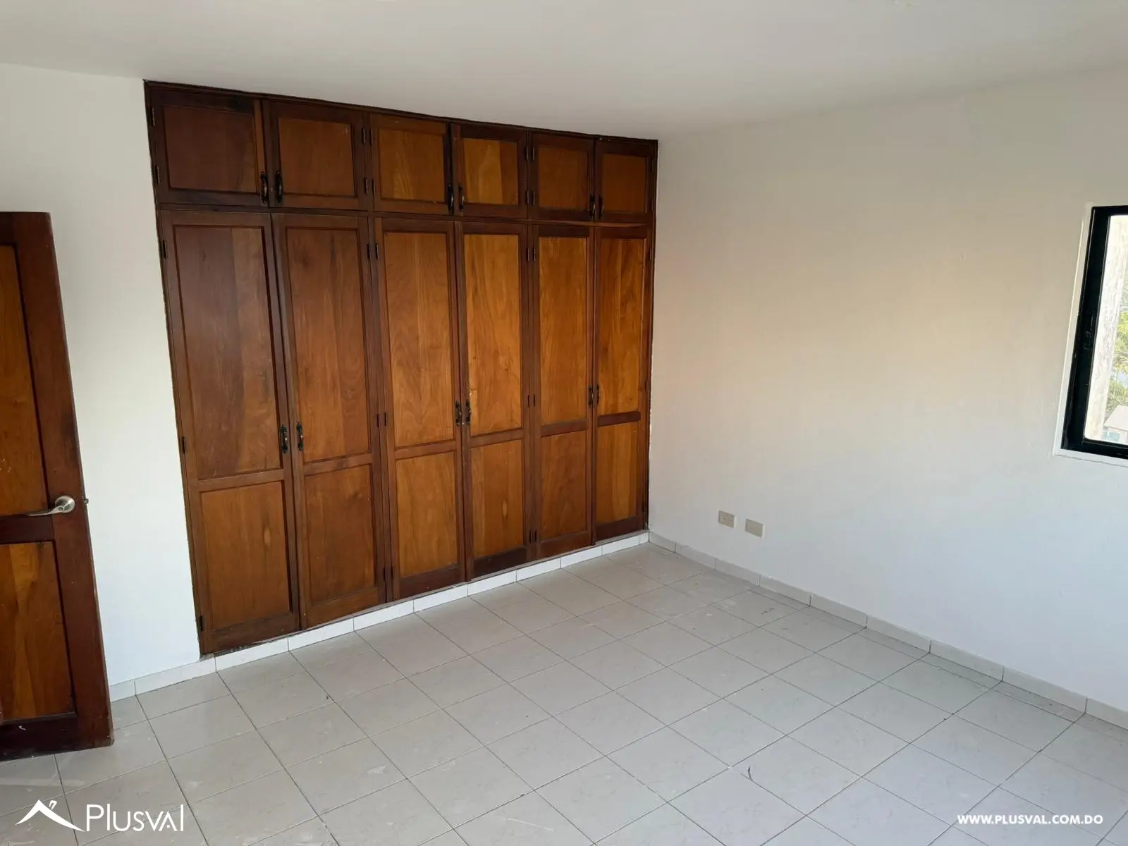 Venta de apartamento en El Renacimiento. 462097