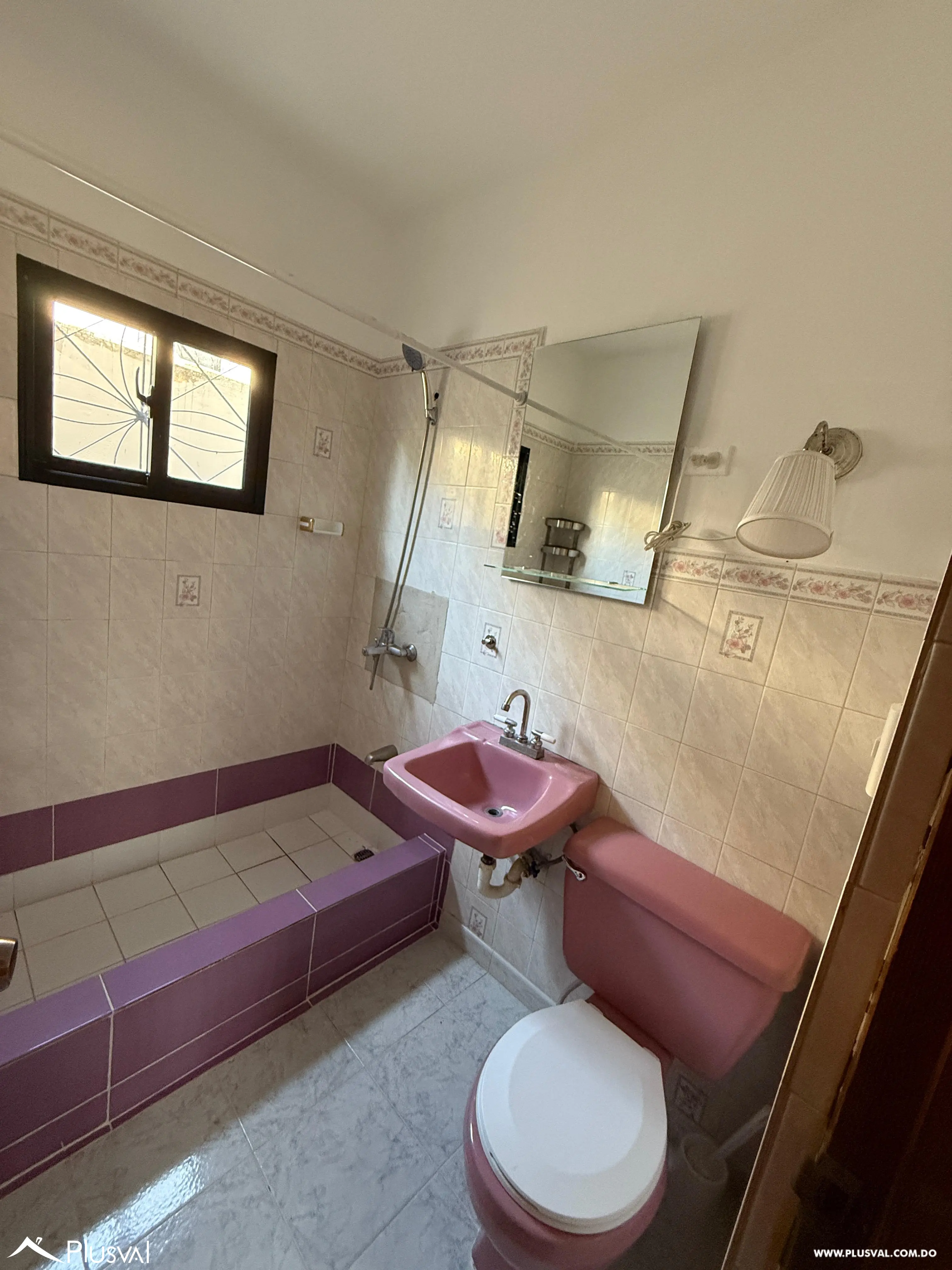 Apartamento en alquiler de 2 habitaciones en el Ensanche Quisqueya 470267