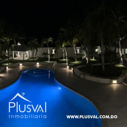 Villa de lujo con piscina en venta, en Bavaro 355492