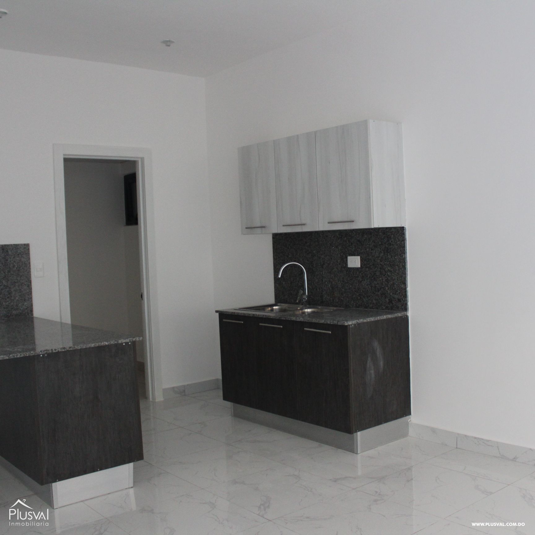 Alquiler de Apartamento en Evaristo Morales 196609