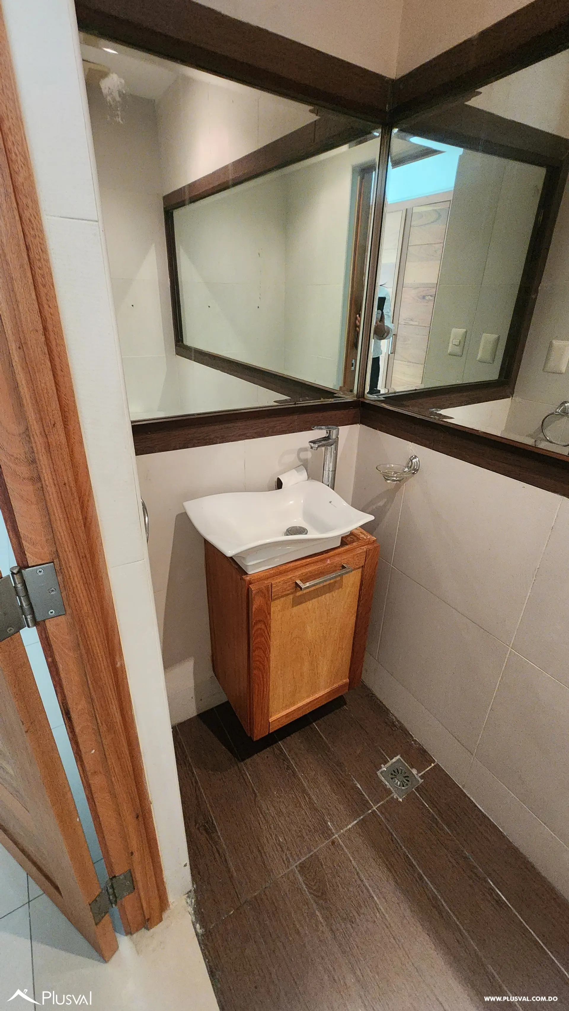Apartamento en venta, de 3 habitaciones en el  Ens. Paraíso. 507116