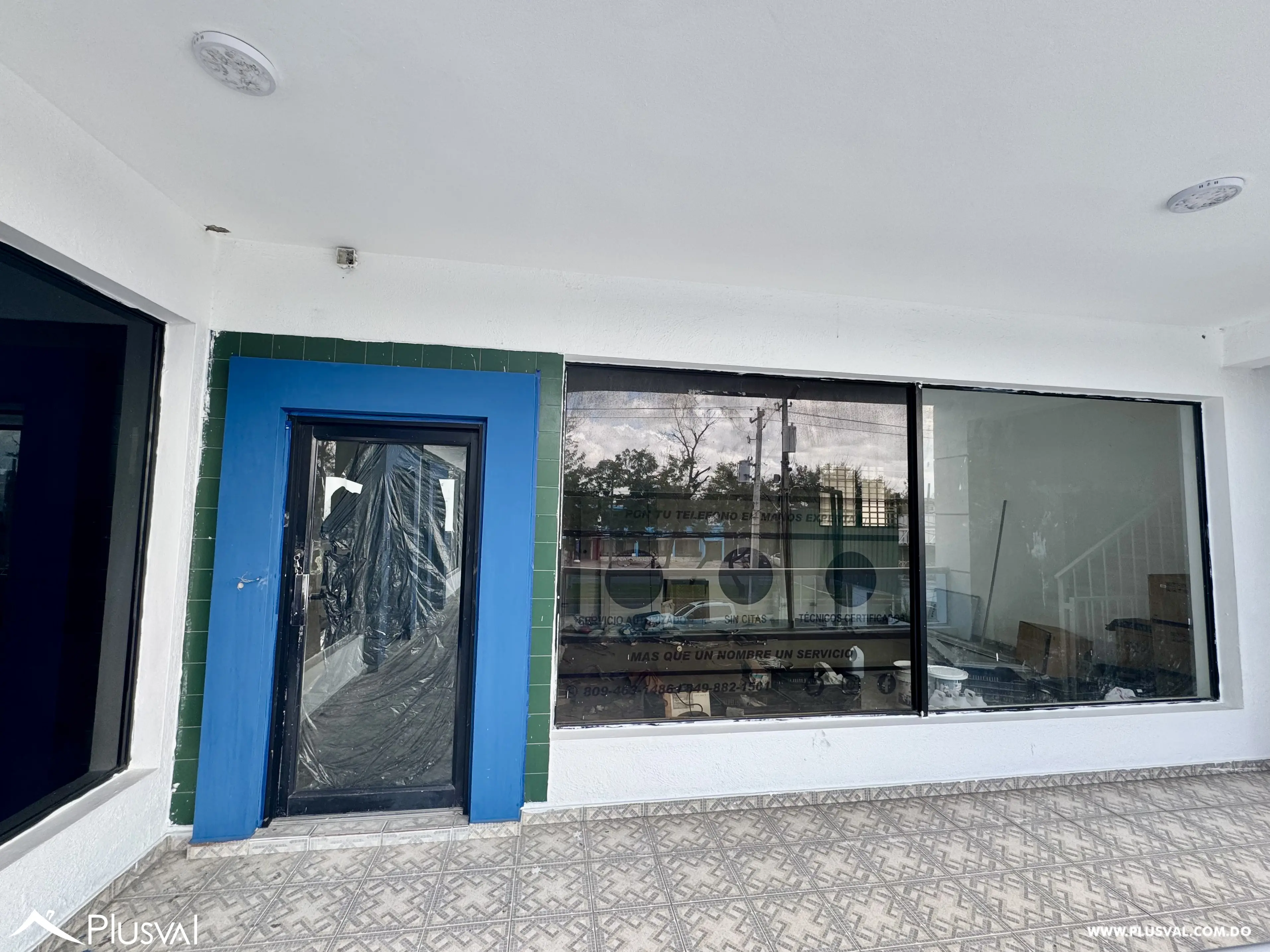 Alquilo Excelente Local de 64 mt2 en 2do Nivel en la Av. Nuñez de Caceres 482778