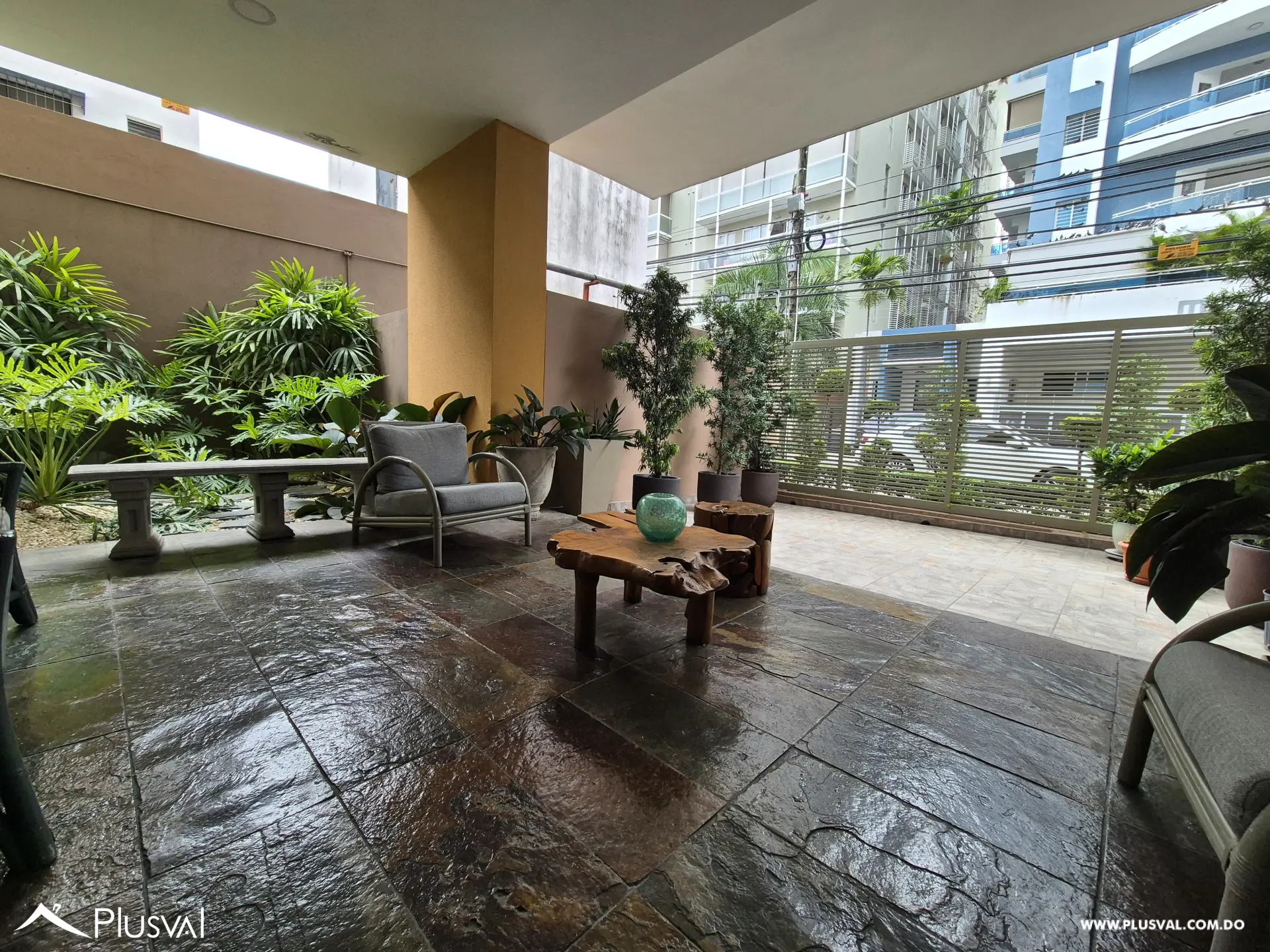 Apartamento en alquiler en Evaristo Morales 521682