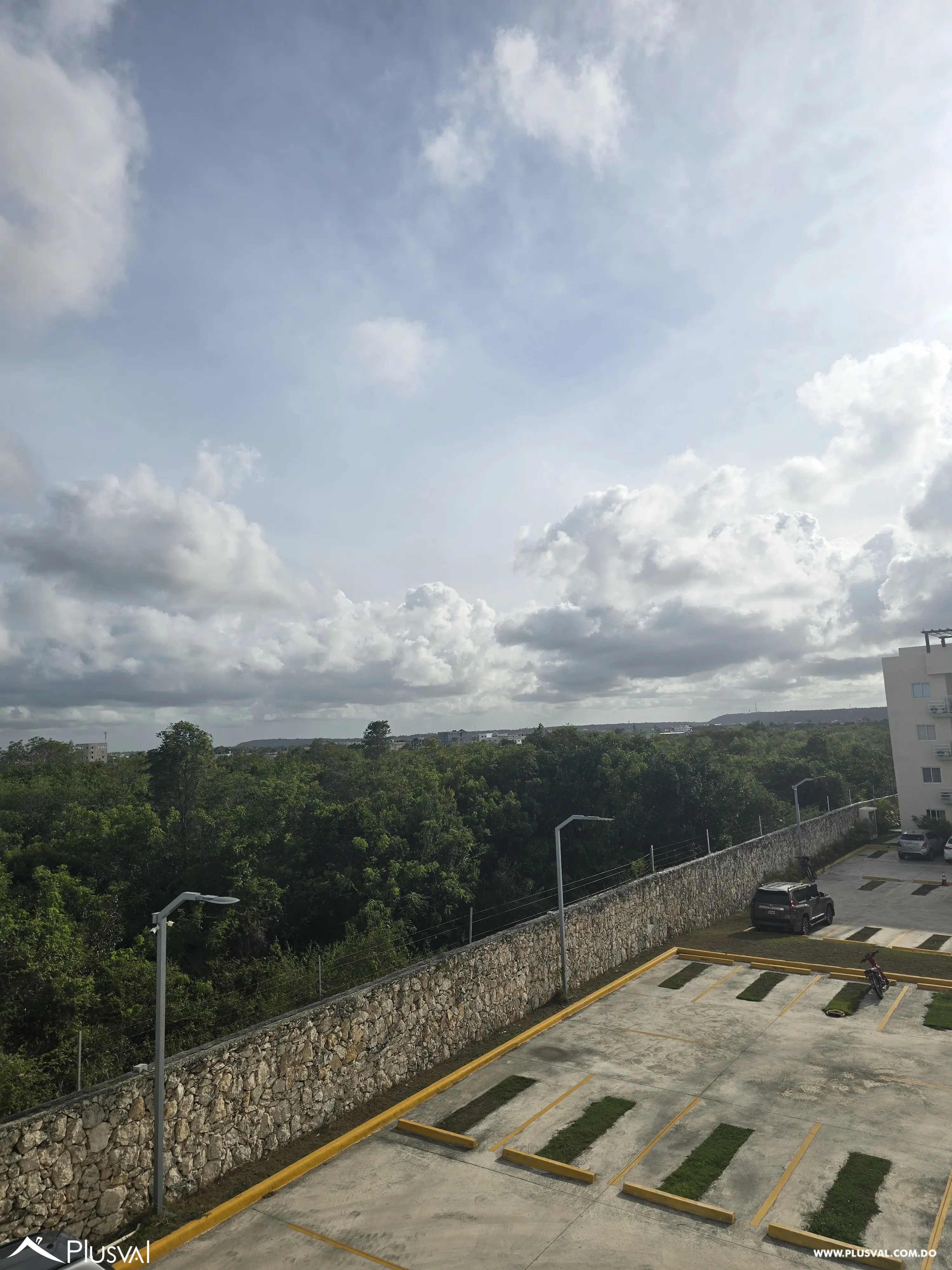 Apartamento en venta, Punta Cana | 2 habitaciones en Residencial Crisfer 523823