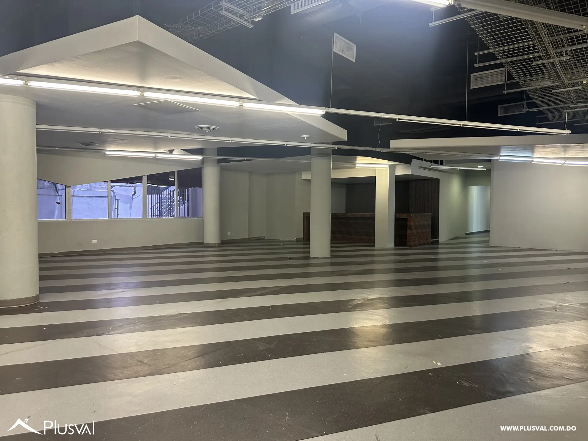 Edificio corporativo en Polgono 525632