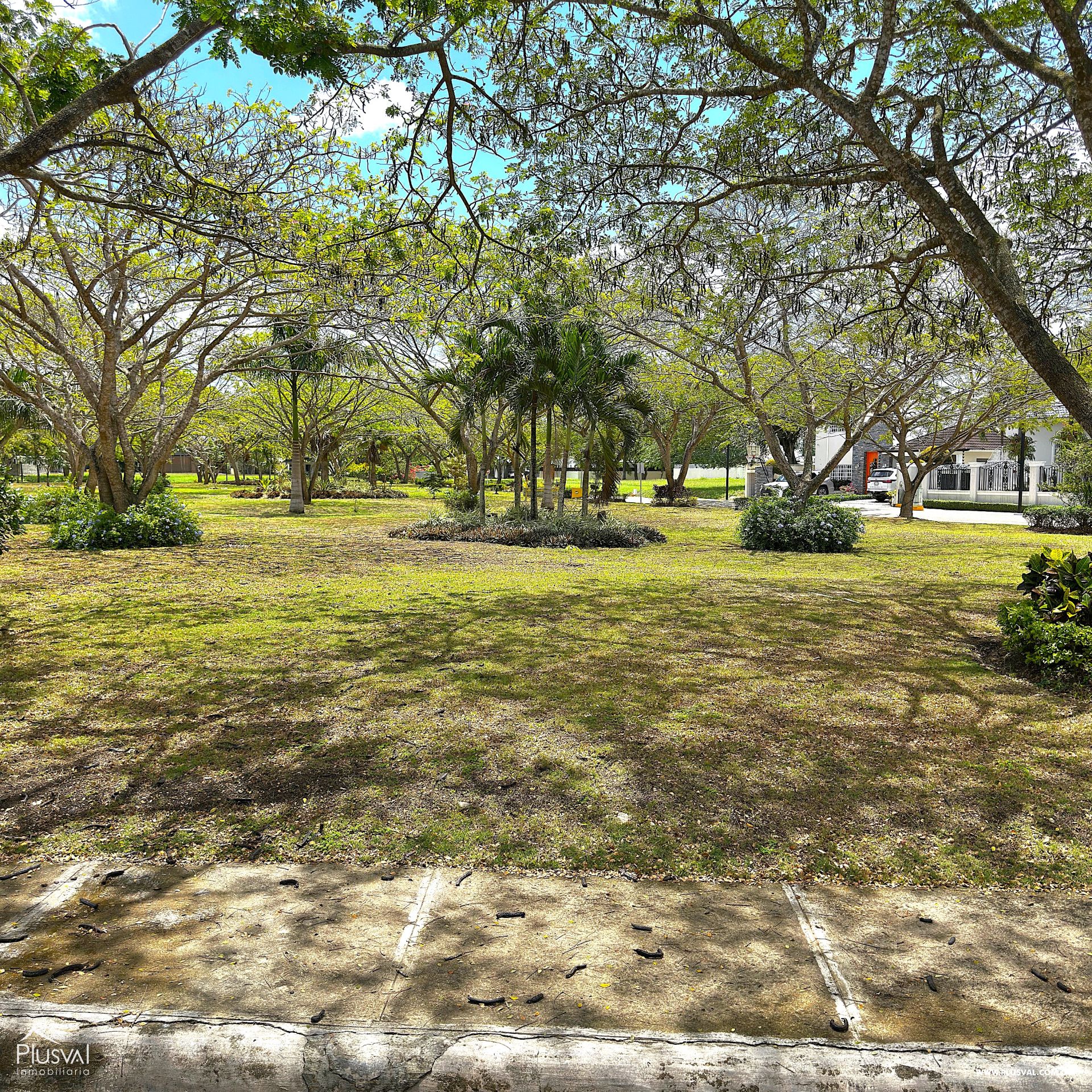 Solar en venta, complejo cerrado Urbanizacion Los Samanes 432759