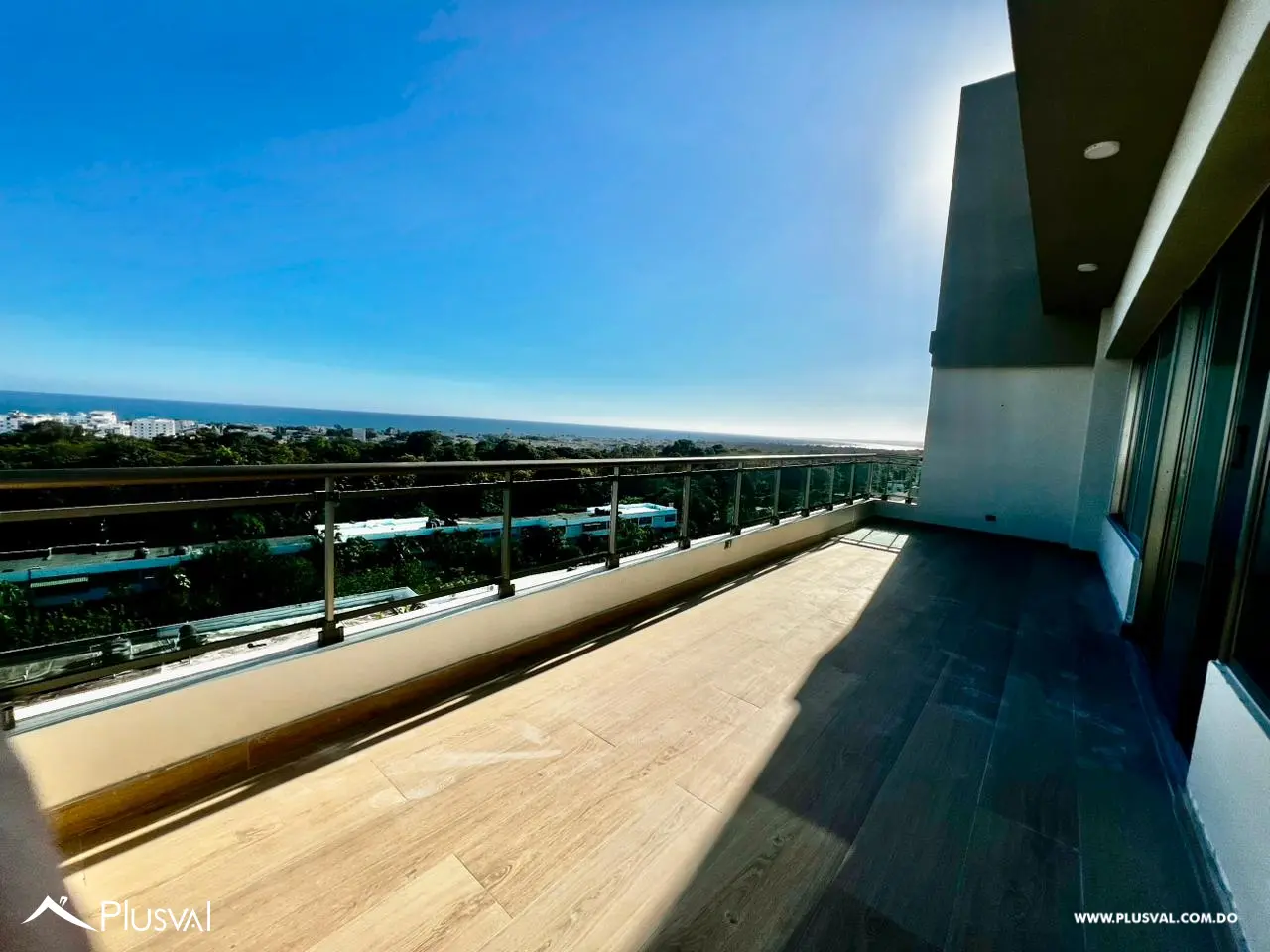 Penthouse en terminacion en venta, en el la exclusiva zona de Mirador Sur a solo pasos del parque 483814