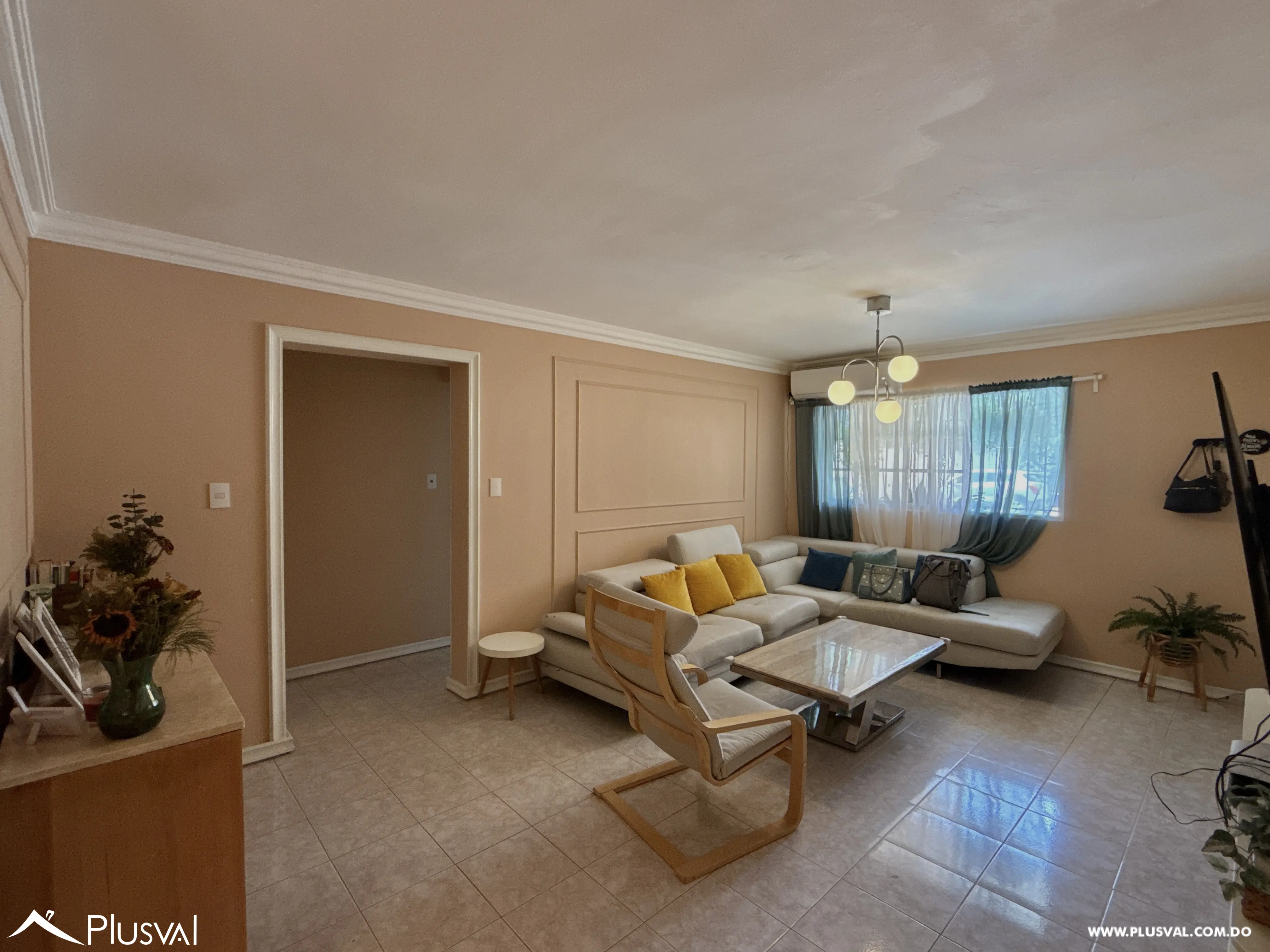 Venta Apartamento Económico de 3 Habitaciones en La Castellana 528654