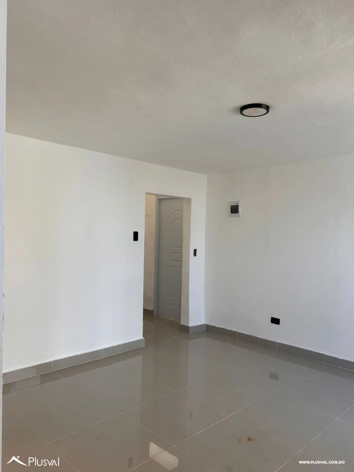 Local en retan Plaza RUAJ Local 3-A 475204