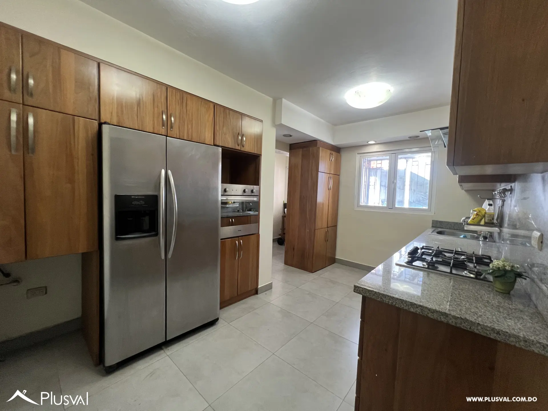 Amplio apartamento en venta en Piantini 488515