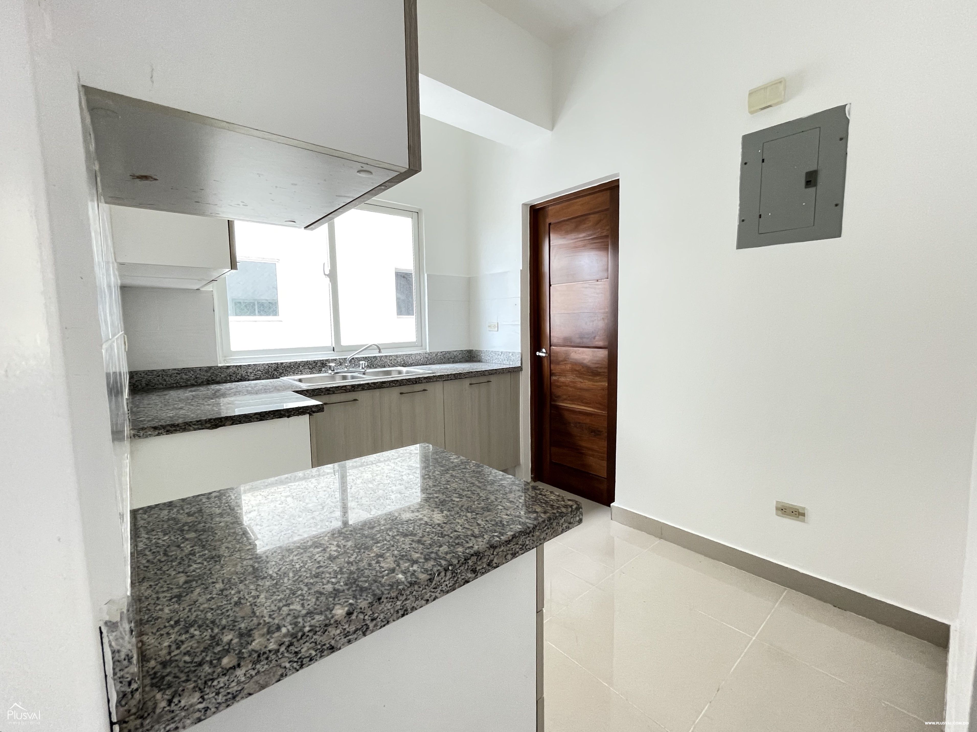 Apartamento en alquiler en Urb. Fernandez 275482