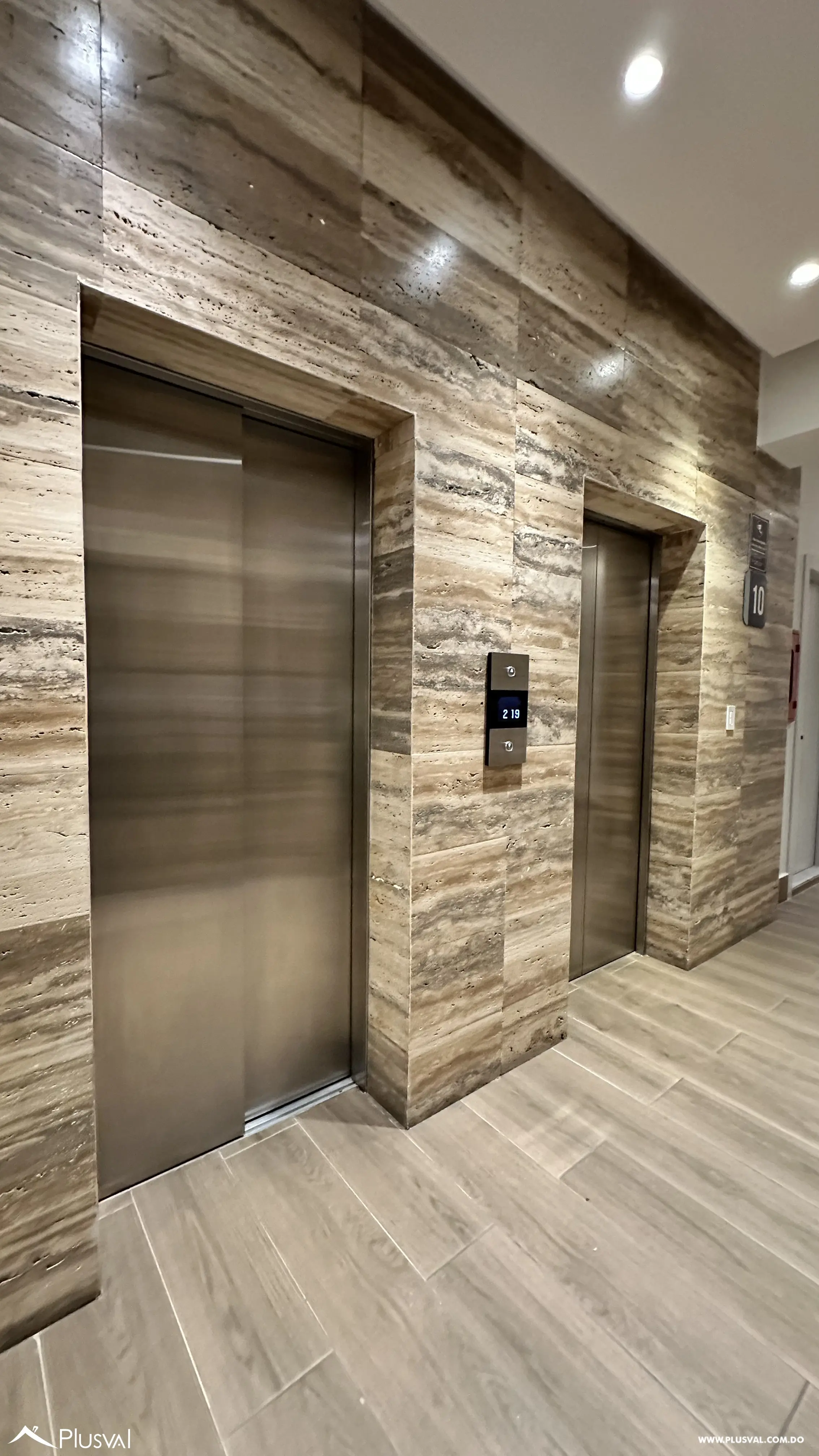 Apartamento en Renta Amueblado de 2 Habitaciones en Paraíso, Santo Domingo | Torre con Piscina, Gym y 2 Parqueos 513978