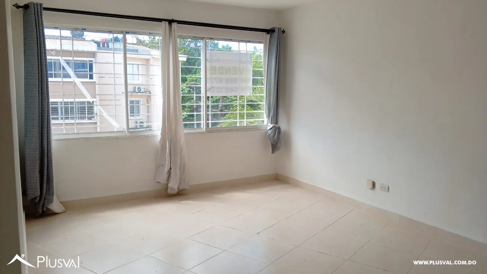 Coqueto Apartamento en venta en Colinas del Arroyo II 469099