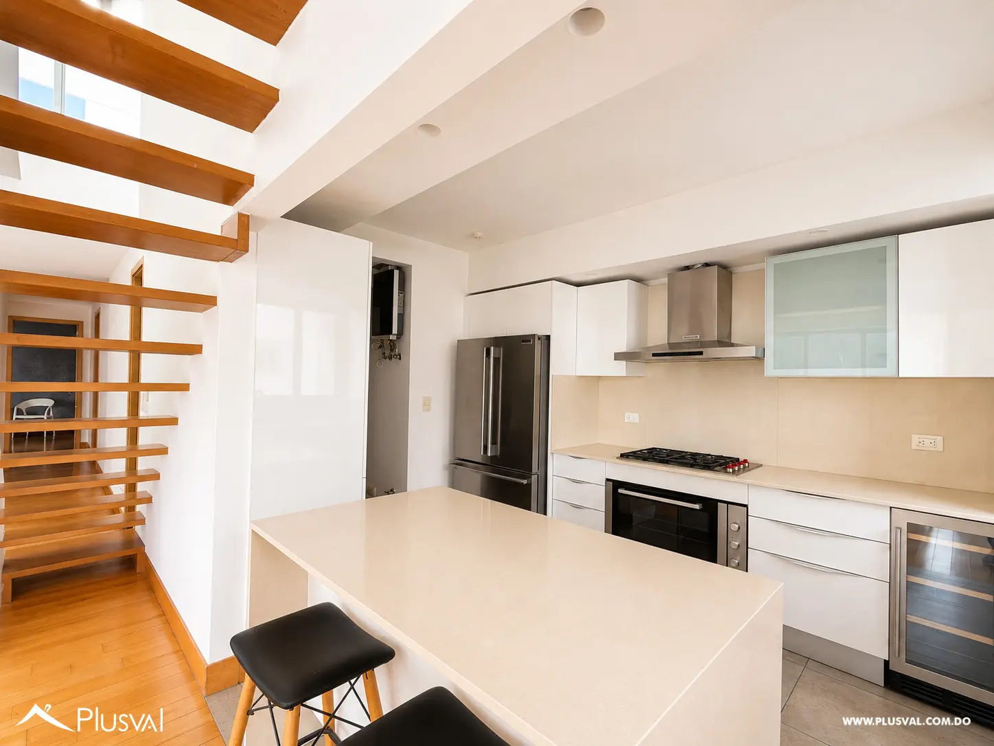 Penthouse Dúplex Amueblado en Alquiler | Evaristo Morales 516823