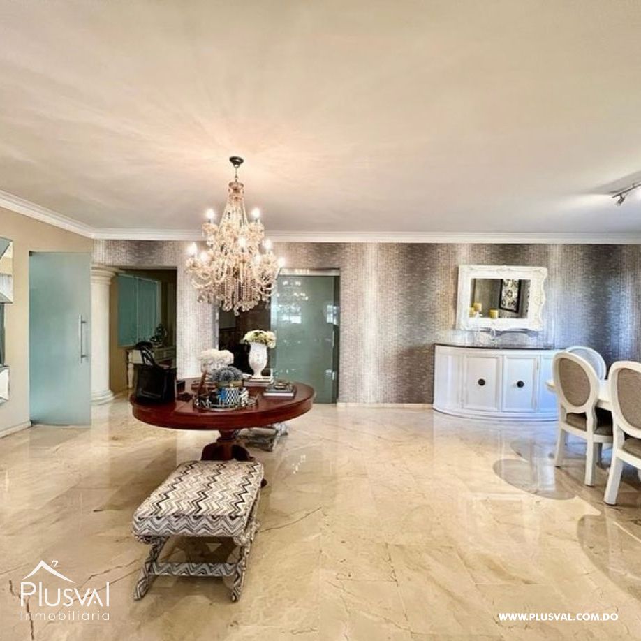 Amplio Apartamento de 3 Habitaciones en  Venta, Piantini 348117