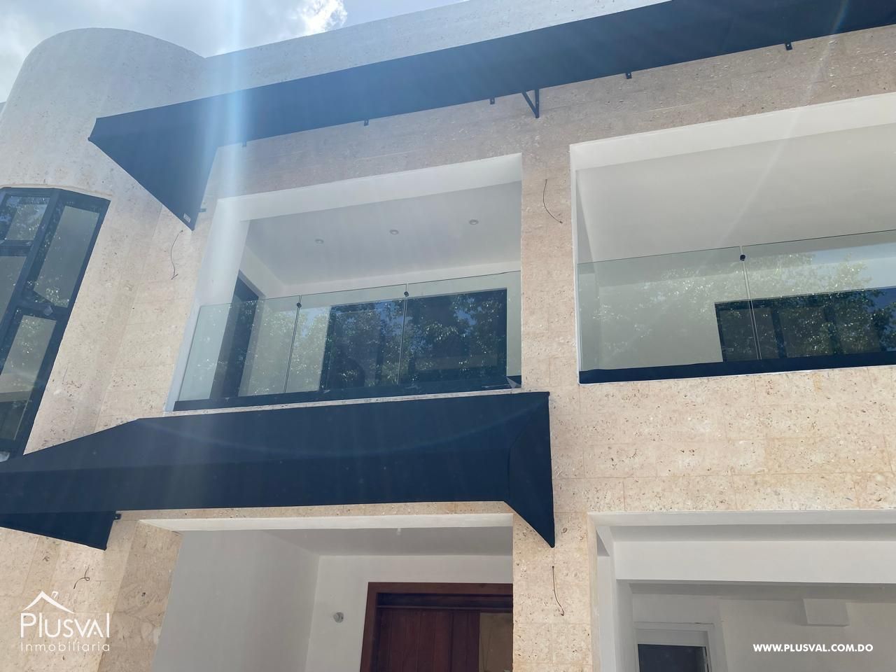 Hermosa residencia en alquiler en Ensanche Julieta 471505