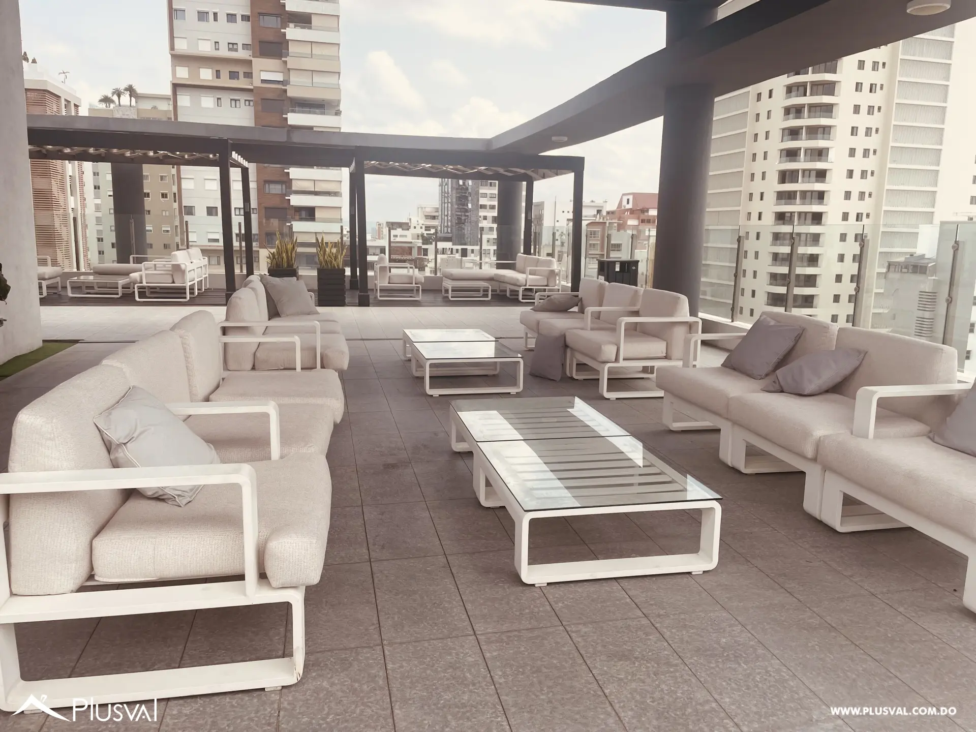 Apartamento Amueblado en alquiler torre moderna 513965