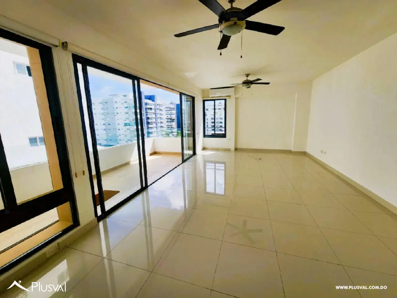 Apartamento en venta en Evaristo Morales 461305
