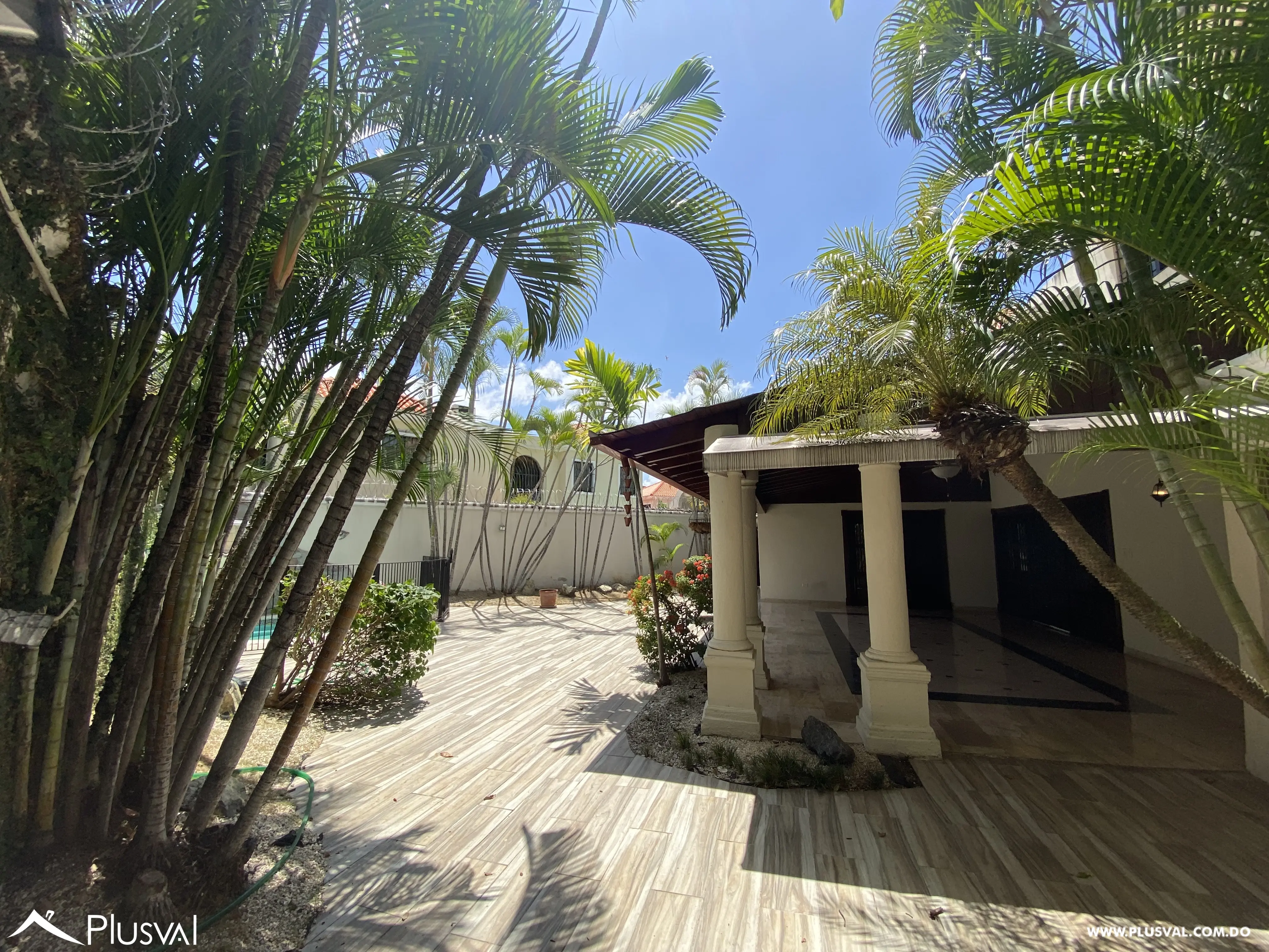 Alquilo Excelente Casa Residencial en Las Praderas 455483