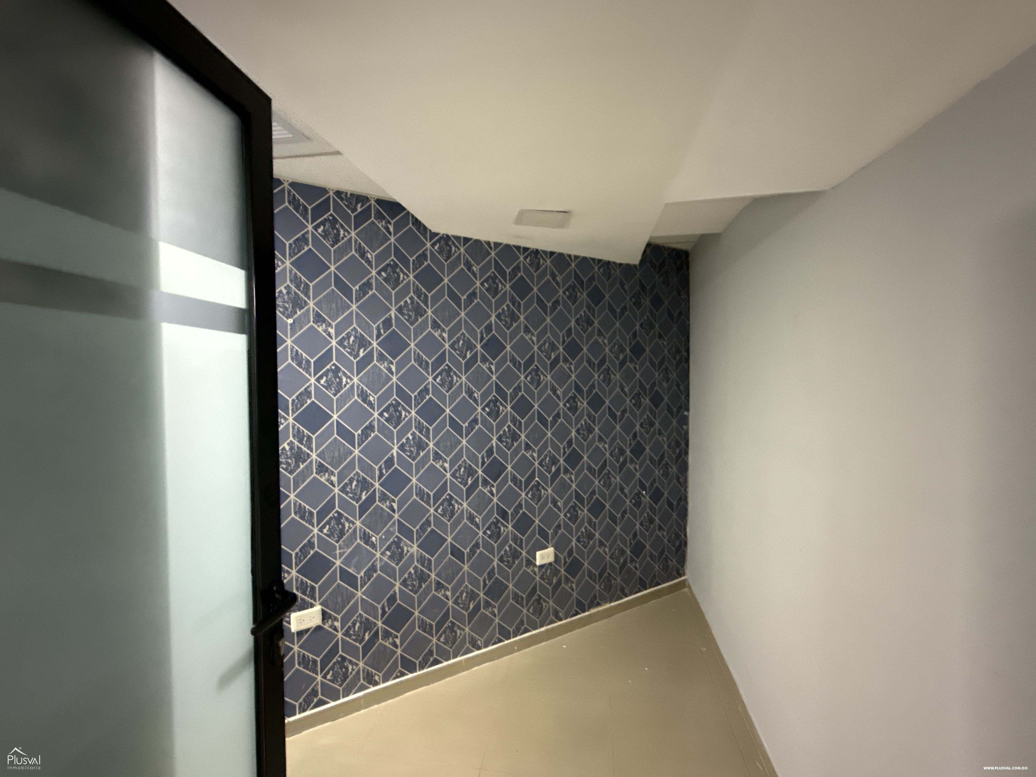 Alquiler Local de Oficina en Piantini, Vista al Mar y 300 Parqueos 483038