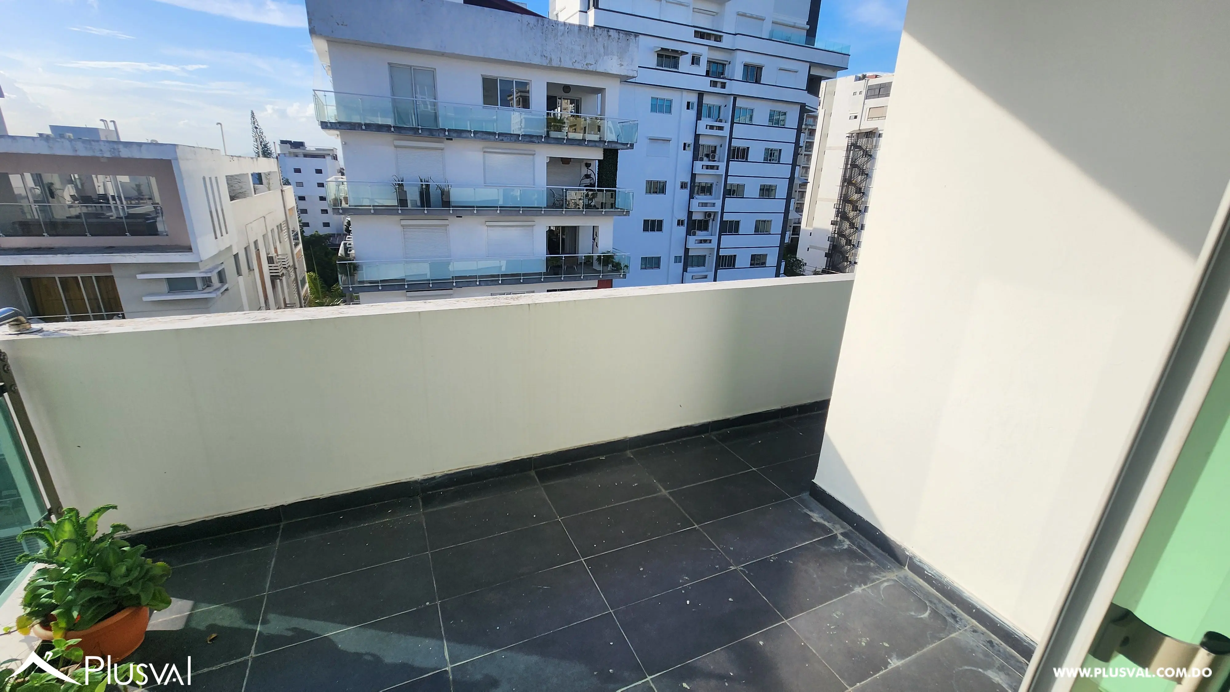 Apartamento en venta, de 3 habitaciones en el  Ens. Paraíso. 507110