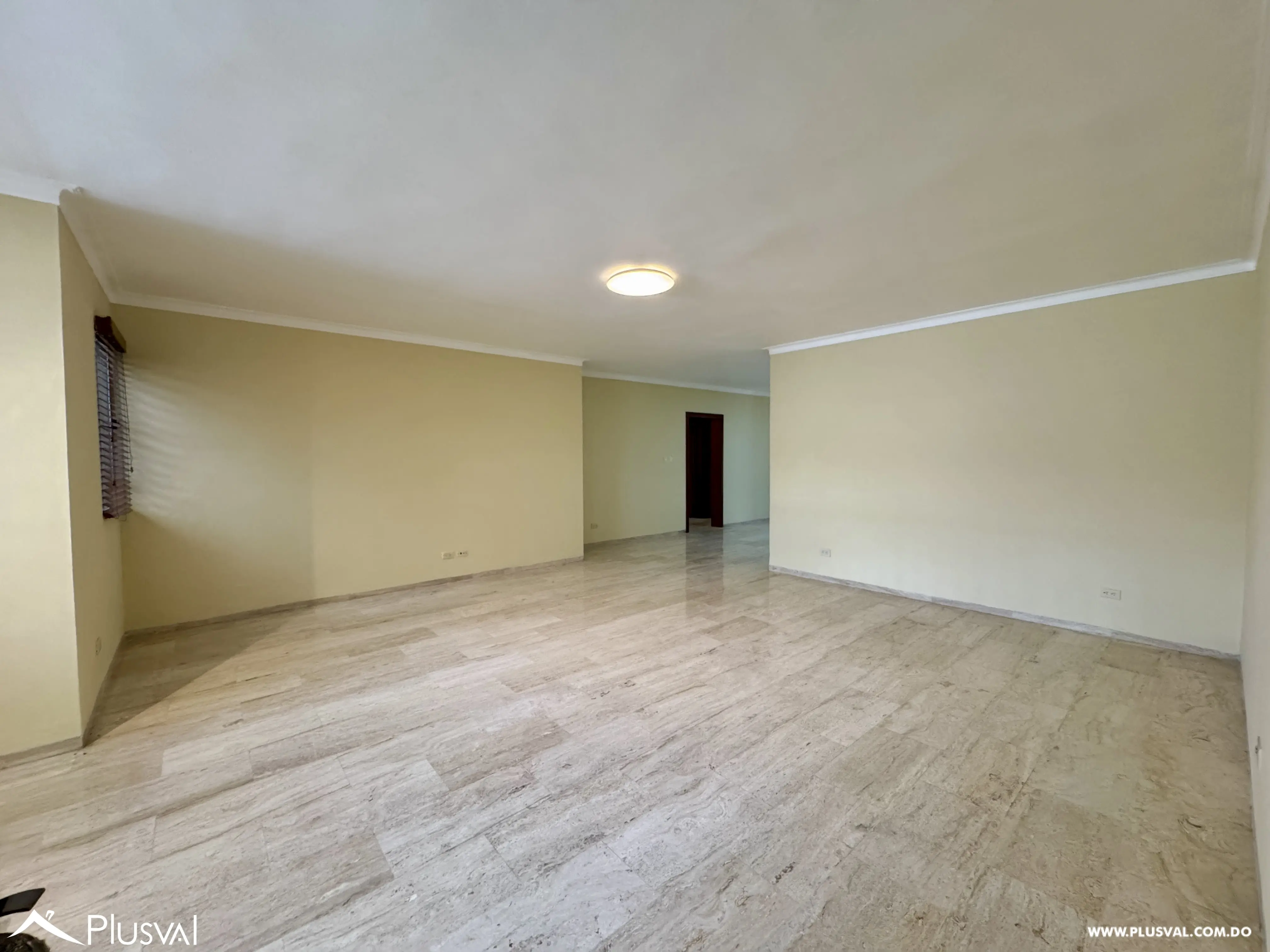 Apartamento en alquiler en Bella Vista con terraza y patio privado – 3 habitaciones y 173 m² 514381