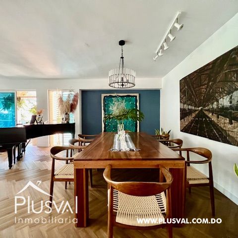 Amplio Apartamento en Venta en Evaristo Morales 350370