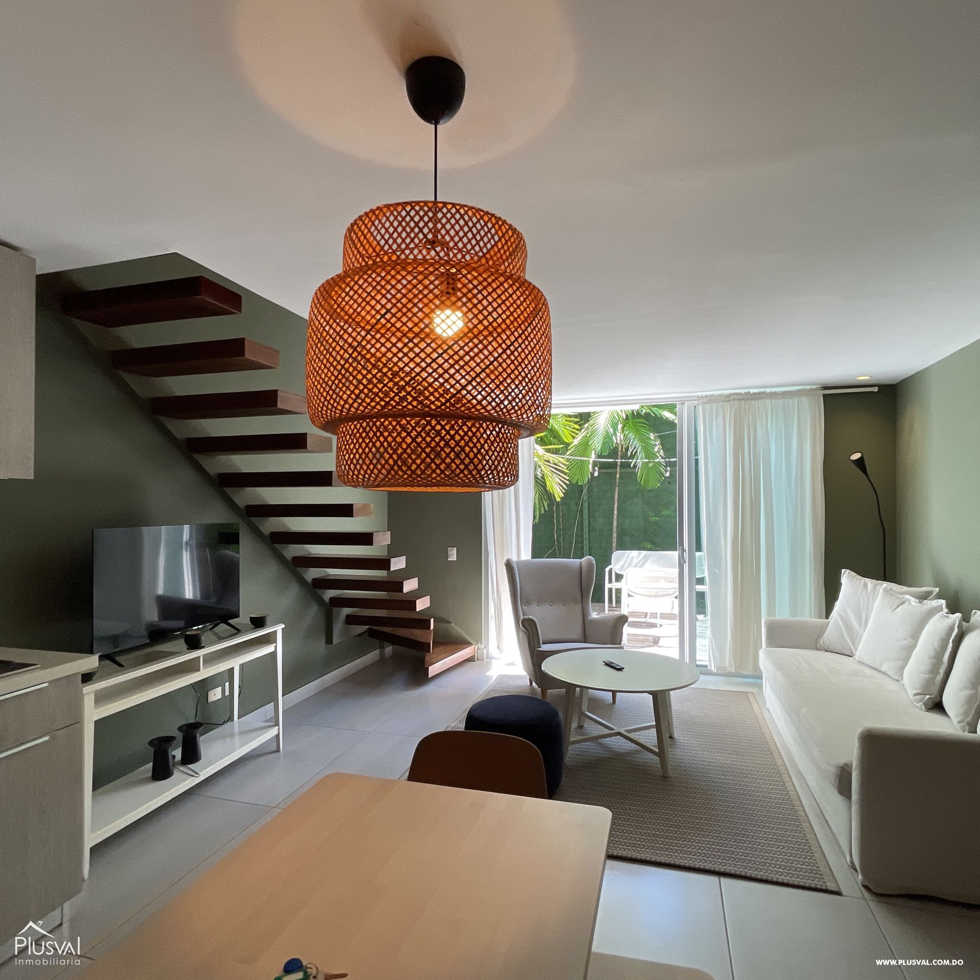 Alquiler de Amplio Apartamento Familiar con Terraza Privada en la Zona Colonial 396377