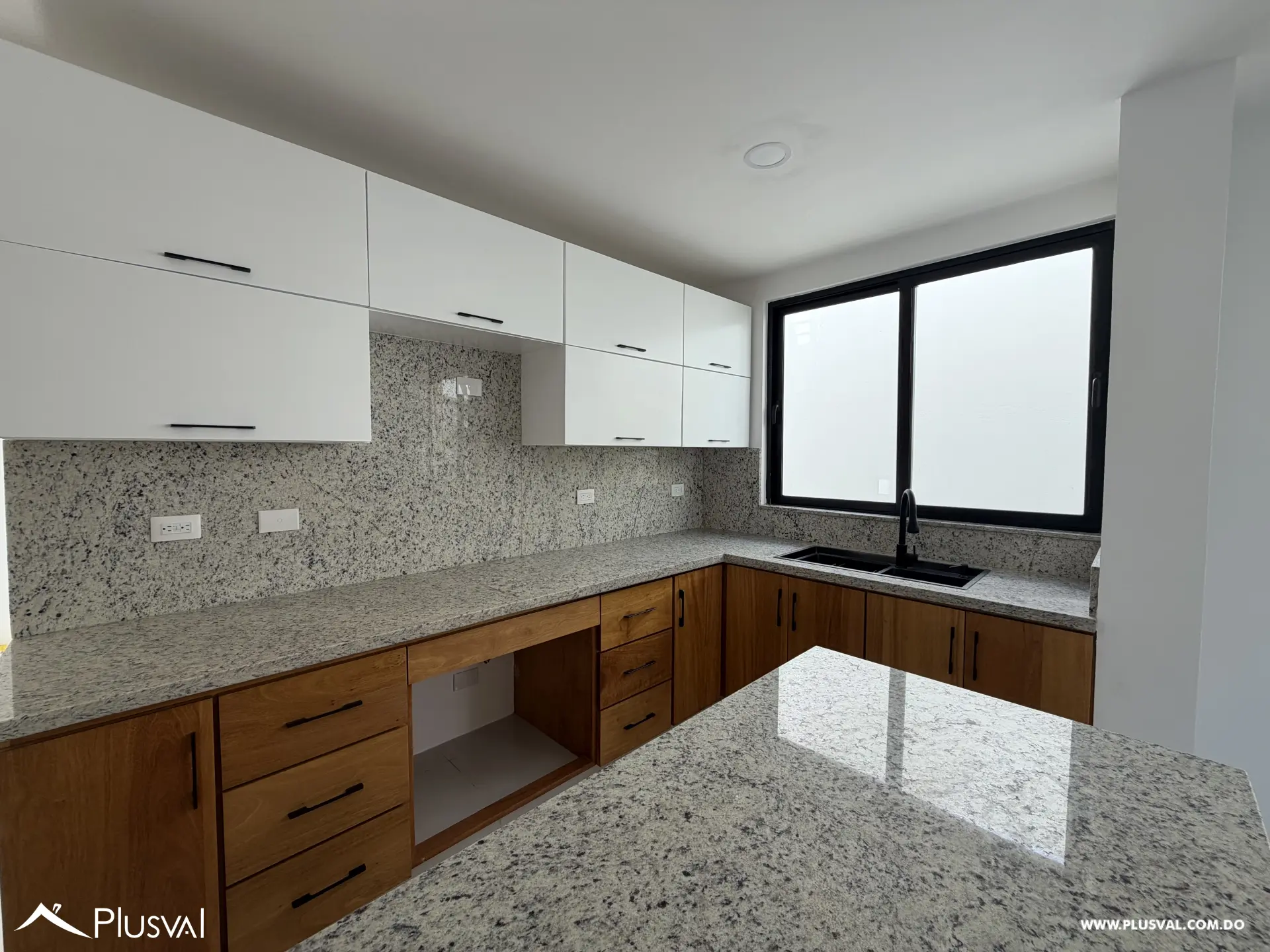 Apartamento en Venta en Cerro Alto 525122